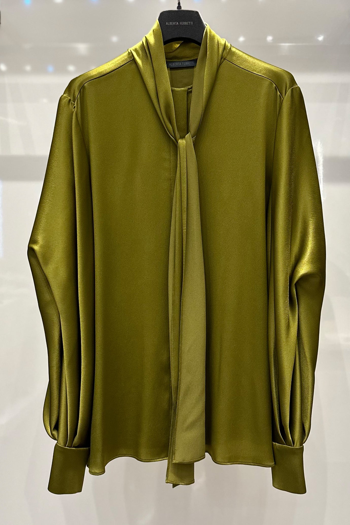 Pussy-bow Blouse