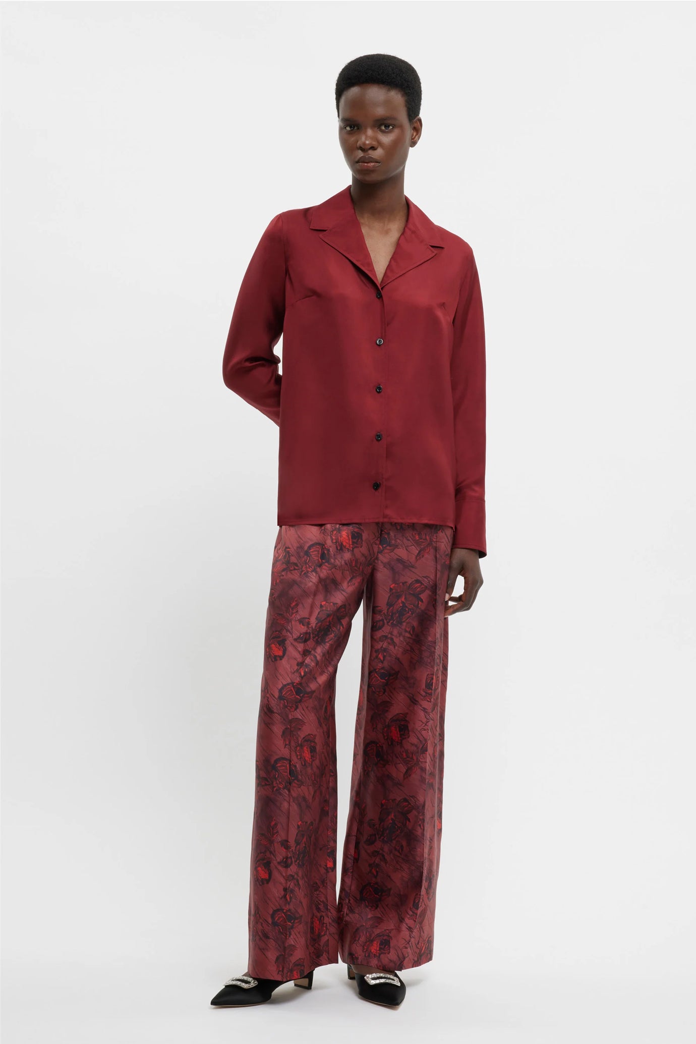 Heqet Trousers In Red Roses On Marble Print Silk Twill