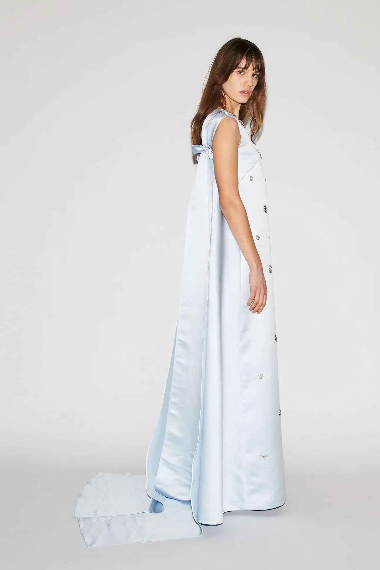Amoret Gown - ALBOUSHIYA - district 5 - dubai - riyadh - abaya - dresses - designers - evening wear - luxury - elegance - craftsmanship - gowns - cocktail dresses - collections - georges