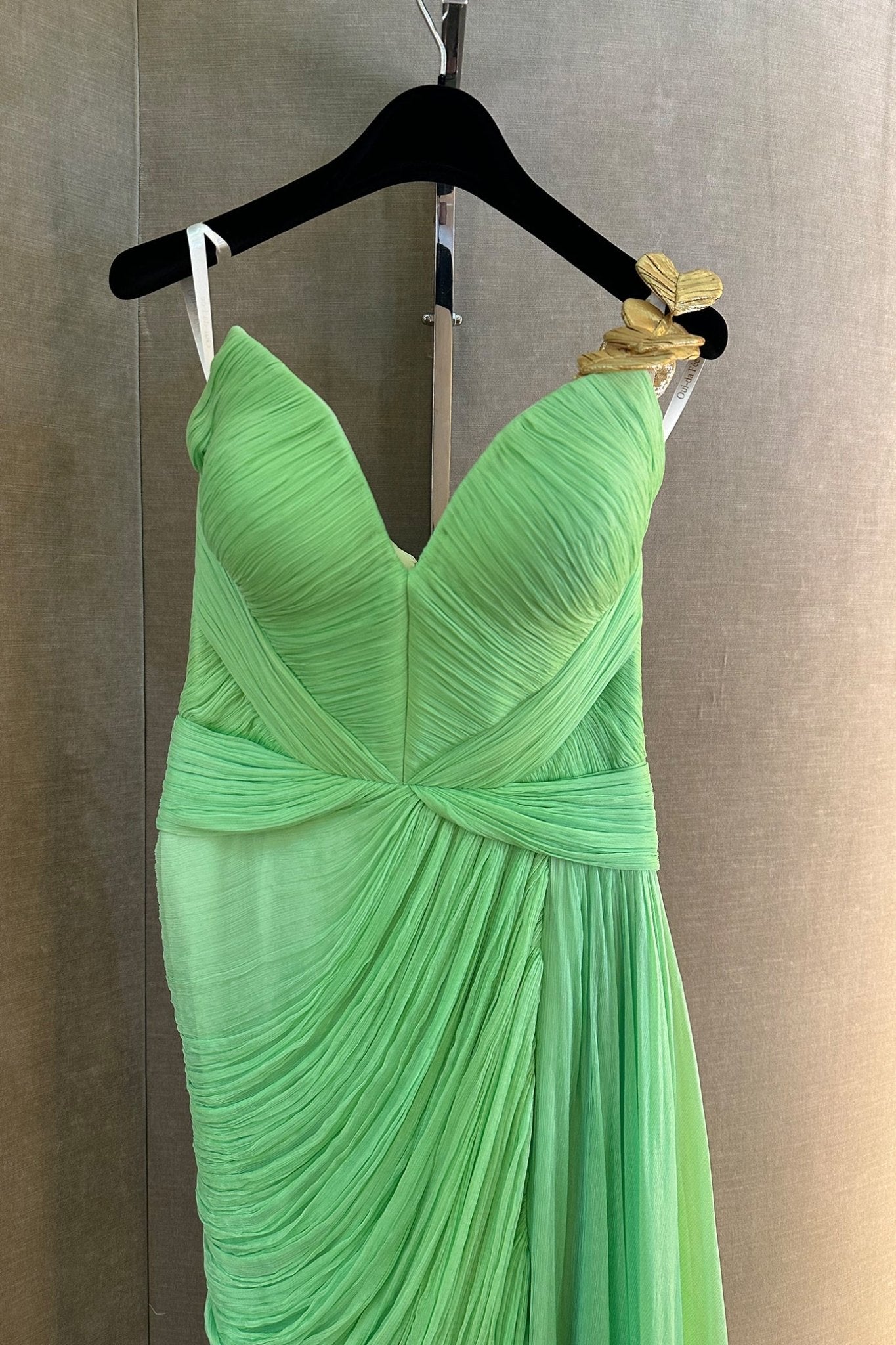 Anora Sweetheart Bodice Gown - ALBOUSHIYA - district 5 - dubai - riyadh - abaya - dresses - designers - evening wear - luxury - elegance - craftsmanship - gowns - cocktail dresses - collections - georges