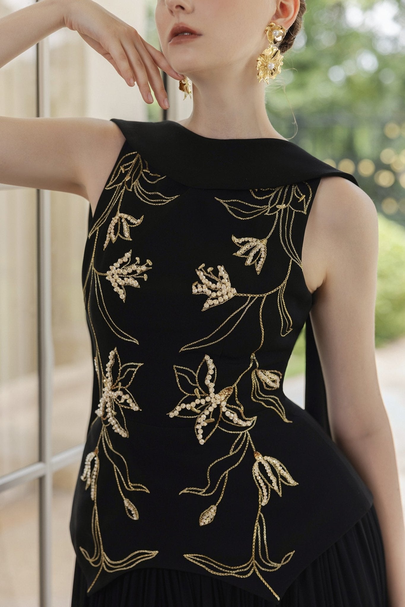 Ariane Crepe and Chiffon Dress - ALBOUSHIYA - district 5 - dubai - riyadh - abaya - dresses - designers - evening wear - luxury - elegance - craftsmanship - gowns - cocktail dresses - collections - georges