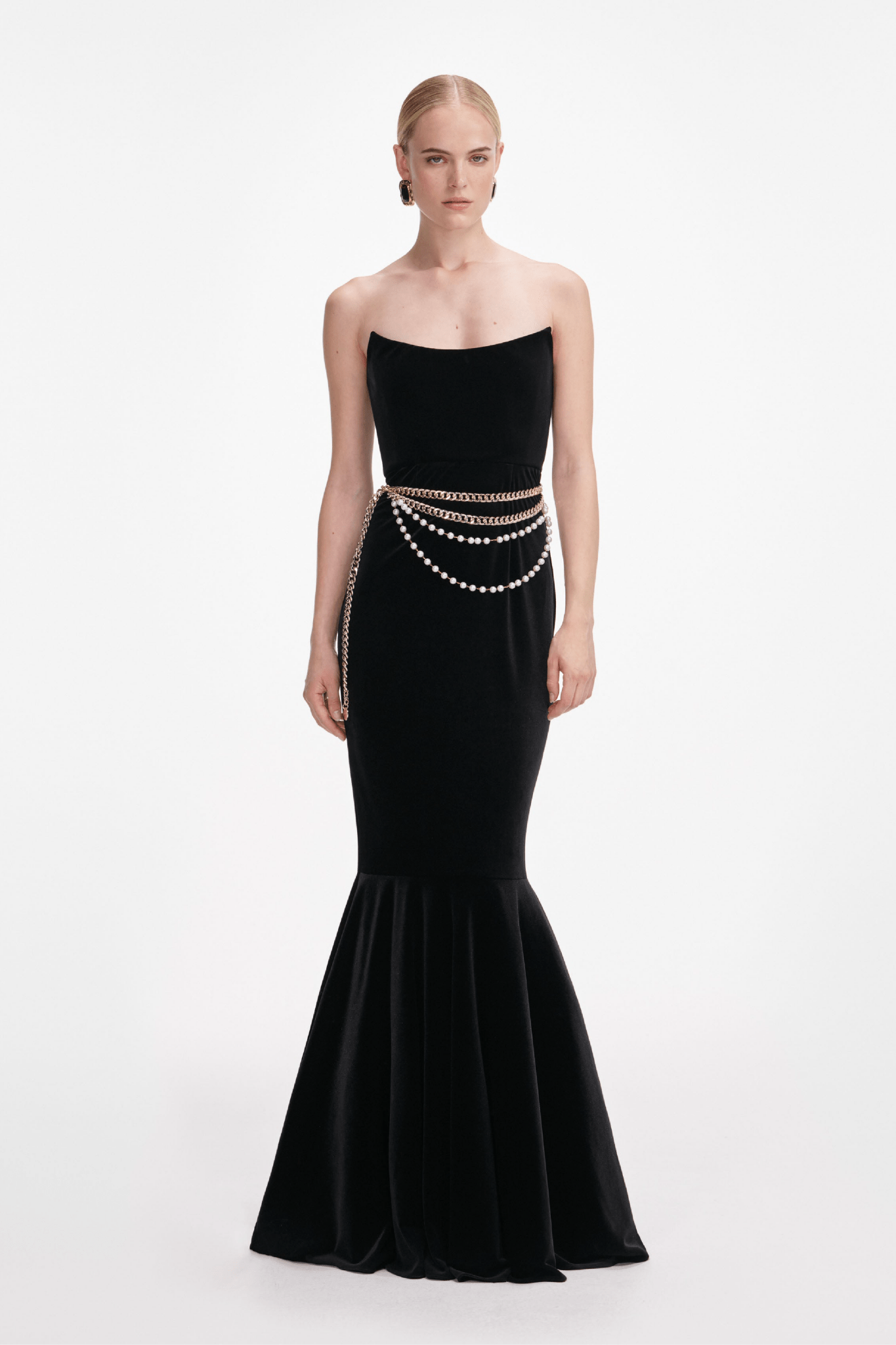 Black Velvet Chain Belt Maxi Dress - ALBOUSHIYA - district 5 - dubai - riyadh - abaya - dresses - designers - evening wear - luxury - elegance - craftsmanship - gowns - cocktail dresses - collections - georges