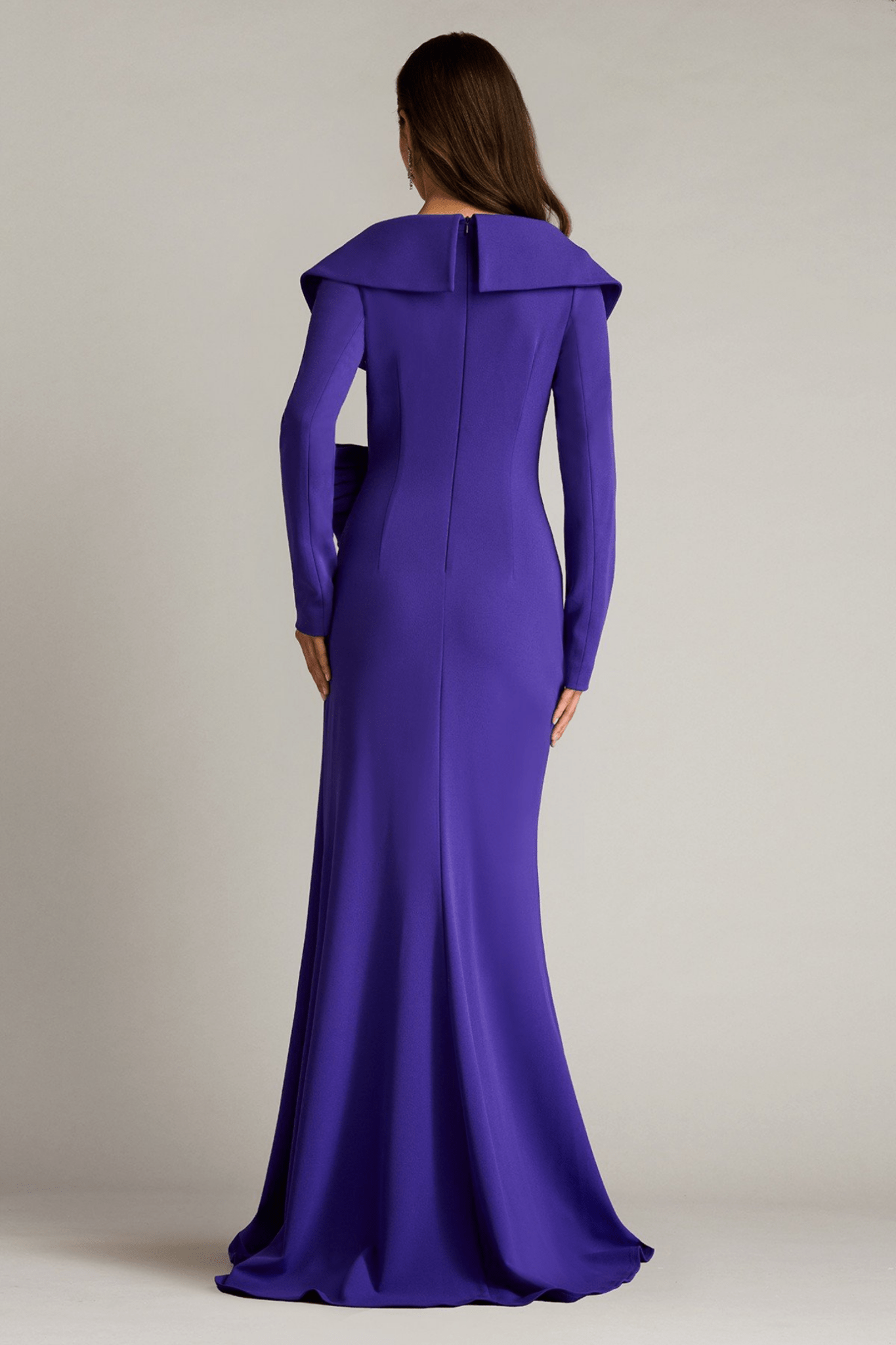 Boleyn Portrait Collar Gown - ALBOUSHIYA - district 5 - dubai - riyadh - abaya - dresses - designers - evening wear - luxury - elegance - craftsmanship - gowns - cocktail dresses - collections - georges