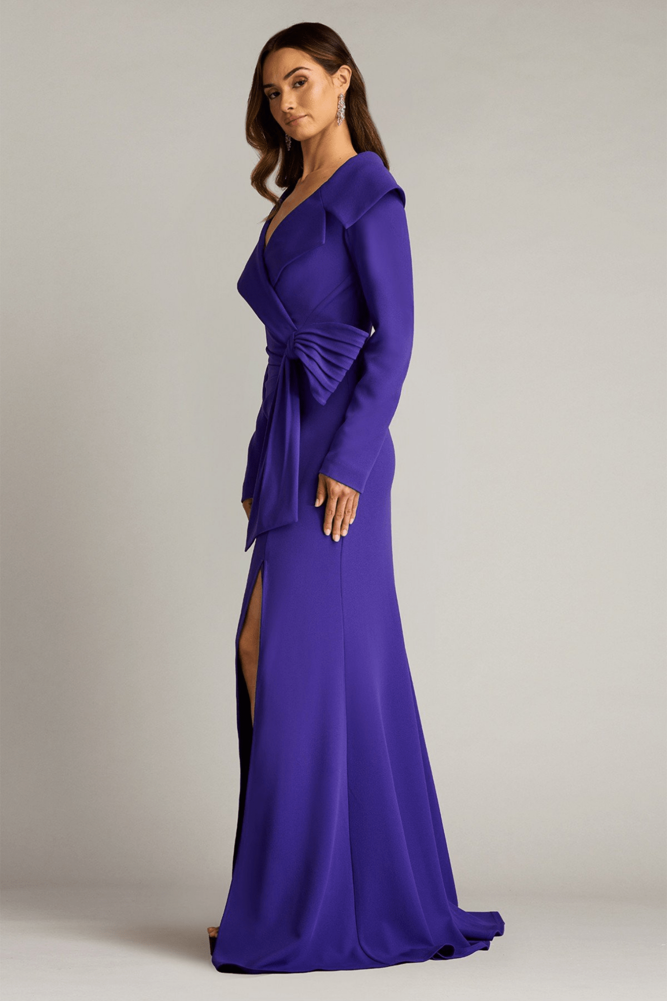 Boleyn Portrait Collar Gown - ALBOUSHIYA - district 5 - dubai - riyadh - abaya - dresses - designers - evening wear - luxury - elegance - craftsmanship - gowns - cocktail dresses - collections - georges