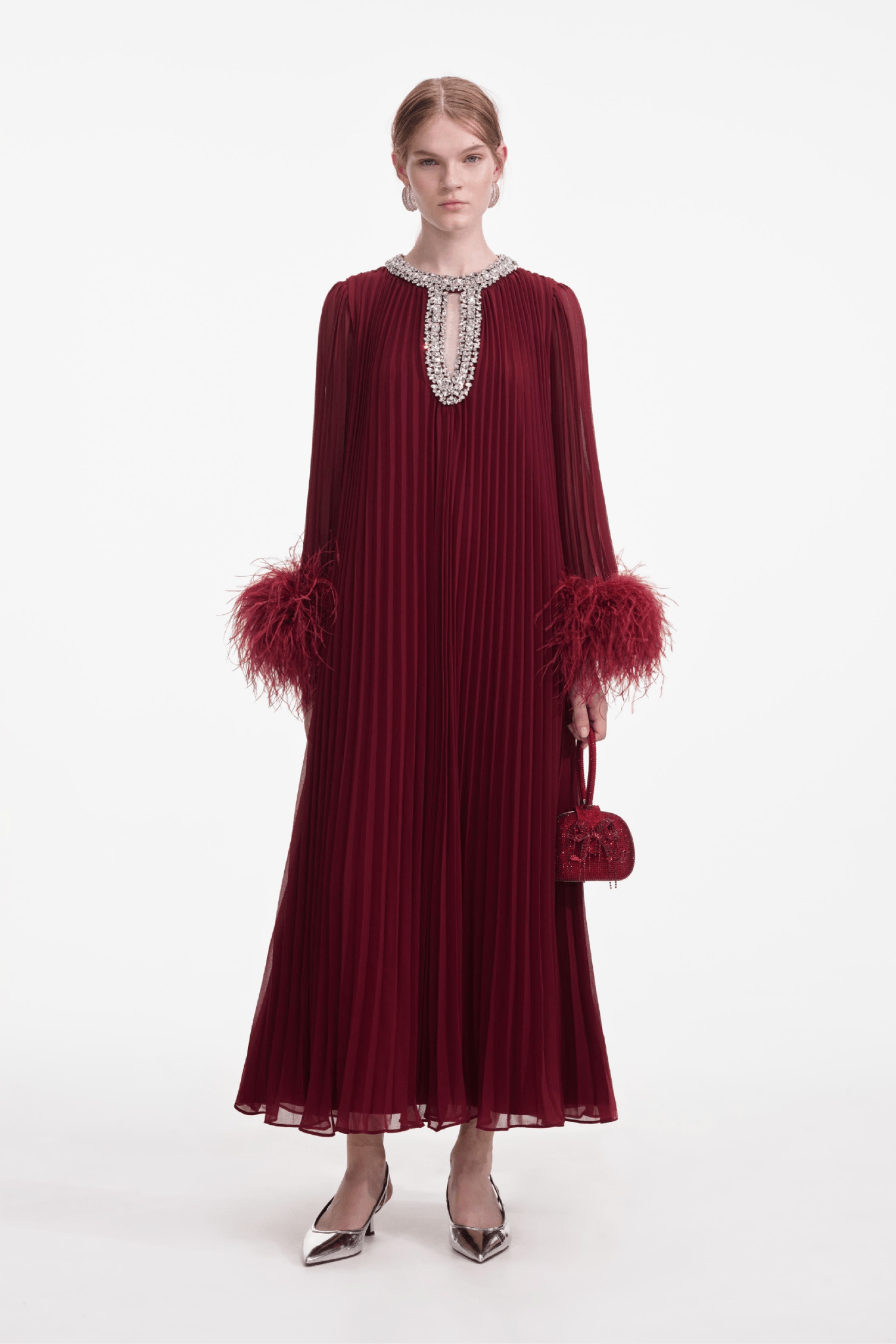 Burgundy Chiffon Feather Midi Dress - ALBOUSHIYA - district 5 - dubai - riyadh - abaya - dresses - designers - evening wear - luxury - elegance - craftsmanship - gowns - cocktail dresses - collections - georges
