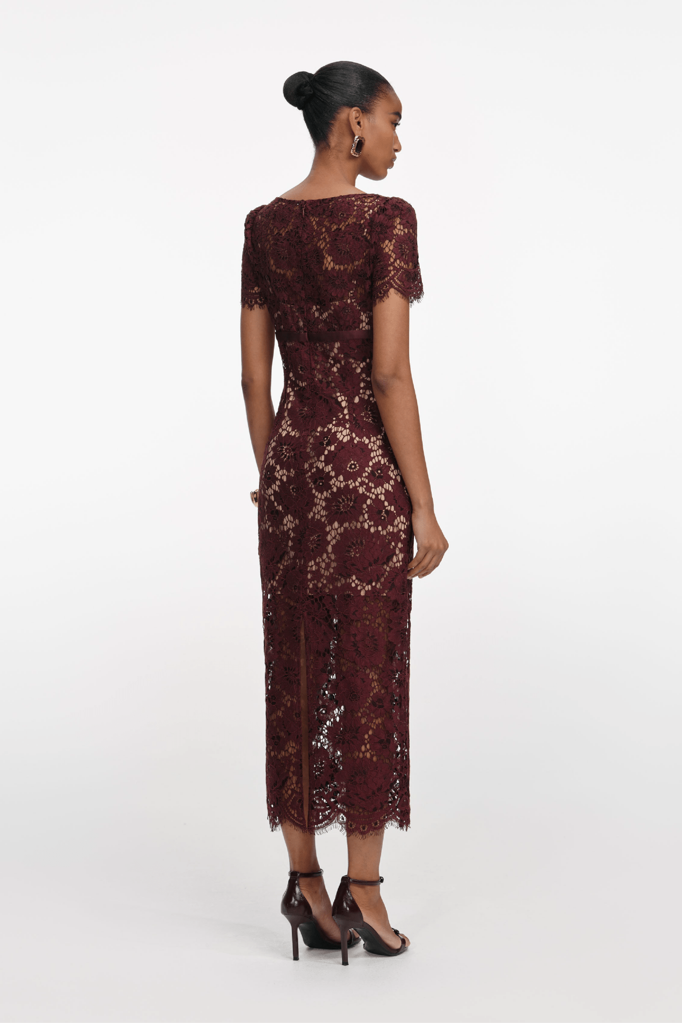 Burgundy Floral Lace Midi Dress - ALBOUSHIYA - district 5 - dubai - riyadh - abaya - dresses - designers - evening wear - luxury - elegance - craftsmanship - gowns - cocktail dresses - collections - georges