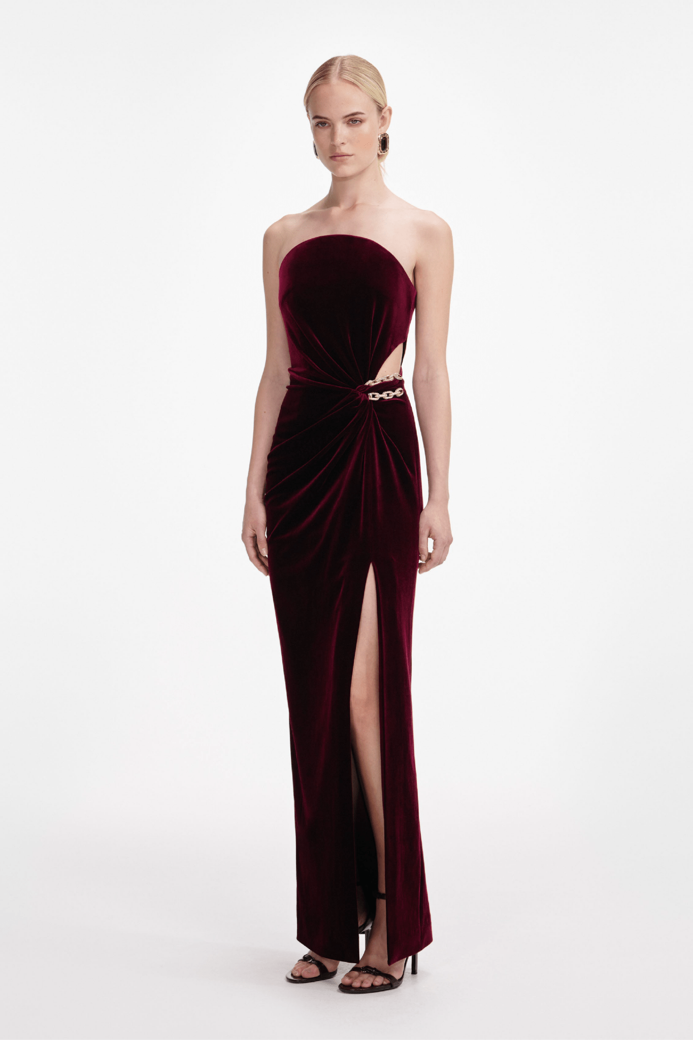 Burgundy Velvet Bandeau Maxi Dress - ALBOUSHIYA - district 5 - dubai - riyadh - abaya - dresses - designers - evening wear - luxury - elegance - craftsmanship - gowns - cocktail dresses - collections - georges