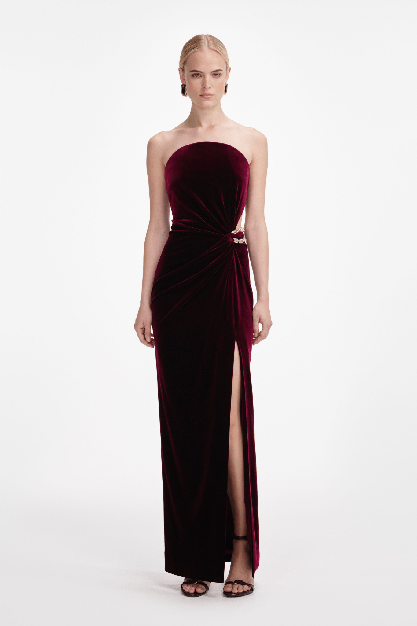 Burgundy Velvet Bandeau Maxi Dress - ALBOUSHIYA - district 5 - dubai - riyadh - abaya - dresses - designers - evening wear - luxury - elegance - craftsmanship - gowns - cocktail dresses - collections - georges