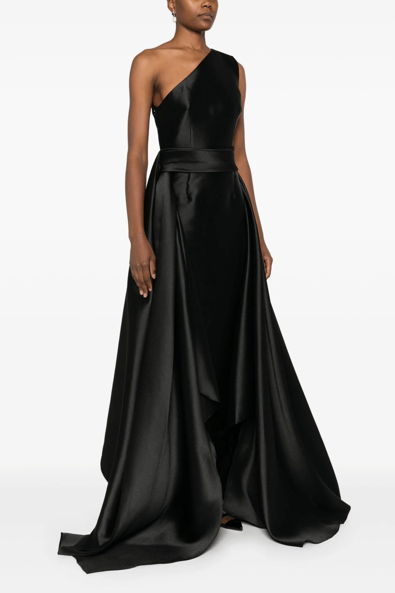 Charo Maxi Dress - ALBOUSHIYA - district 5 - dubai - riyadh - abaya - dresses - designers - evening wear - luxury - elegance - craftsmanship - gowns - cocktail dresses - collections - georges