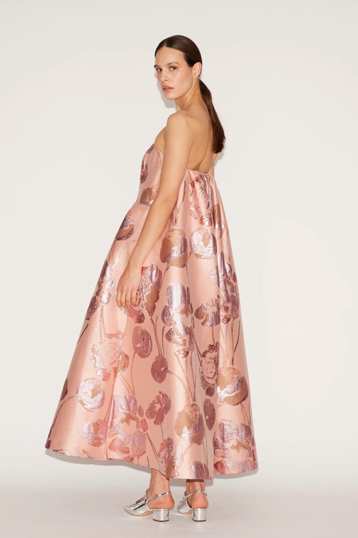 Cheryl Midi Dress Jaquard - ALBOUSHIYA - district 5 - dubai - riyadh - abaya - dresses - designers - evening wear - luxury - elegance - craftsmanship - gowns - cocktail dresses - collections - georges