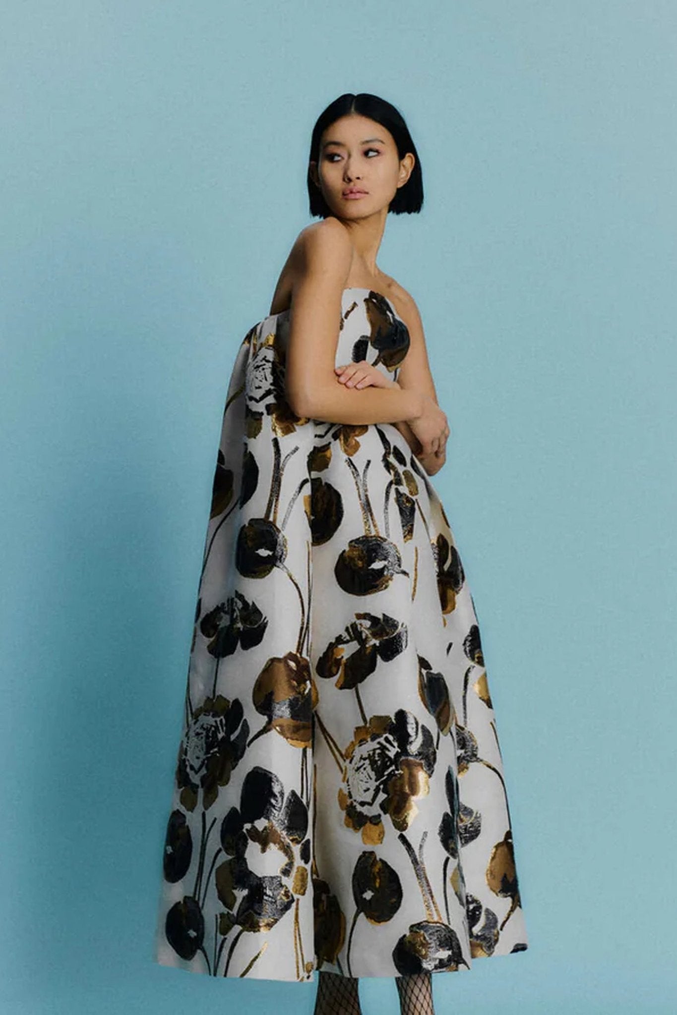 Cheryl Midi Dress Jaquard - ALBOUSHIYA - district 5 - dubai - riyadh - abaya - dresses - designers - evening wear - luxury - elegance - craftsmanship - gowns - cocktail dresses - collections - georges