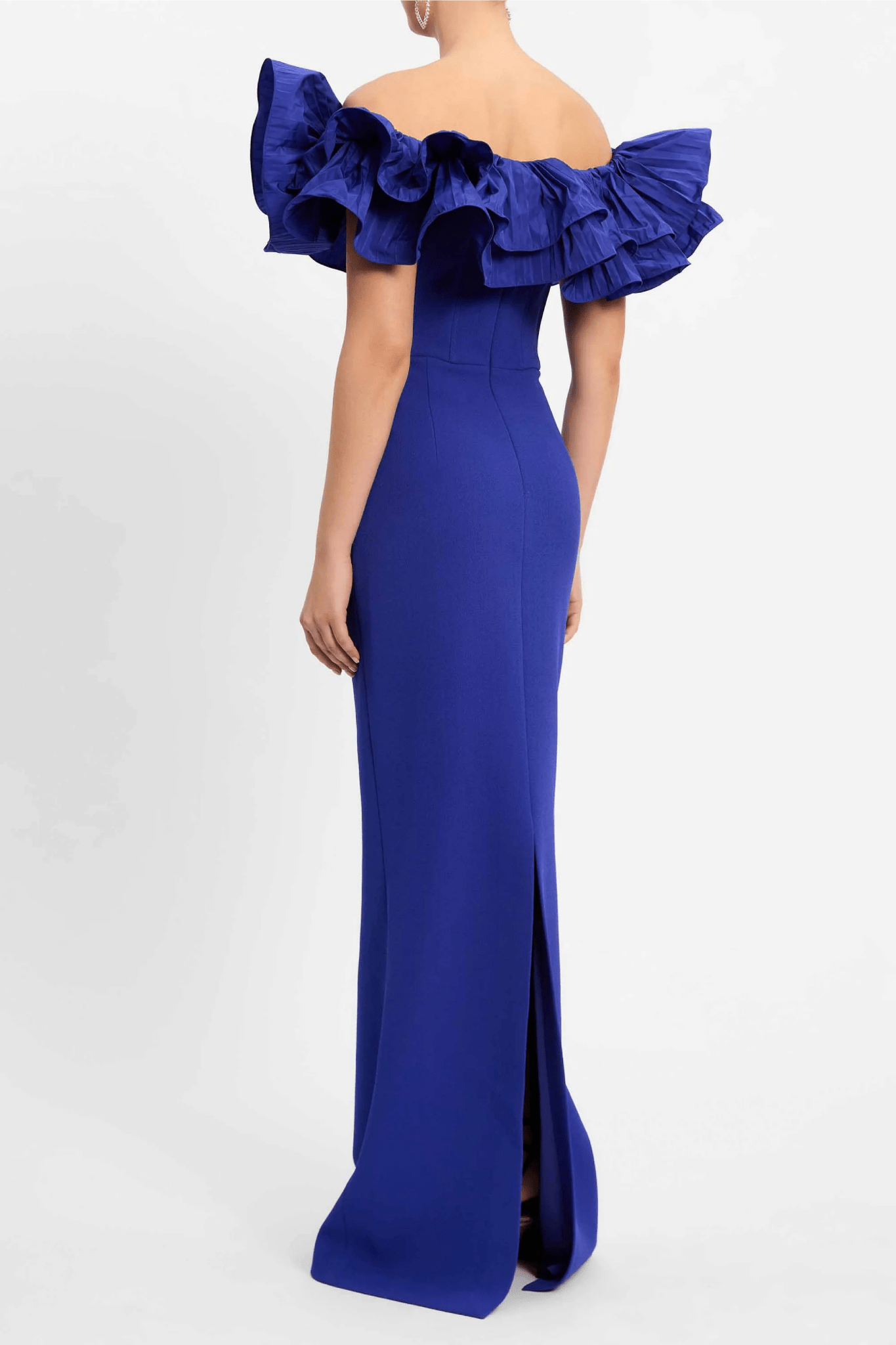 Cora Gown - ALBOUSHIYA - district 5 - dubai - riyadh - abaya - dresses - designers - evening wear - luxury - elegance - craftsmanship - gowns - cocktail dresses - collections - georges