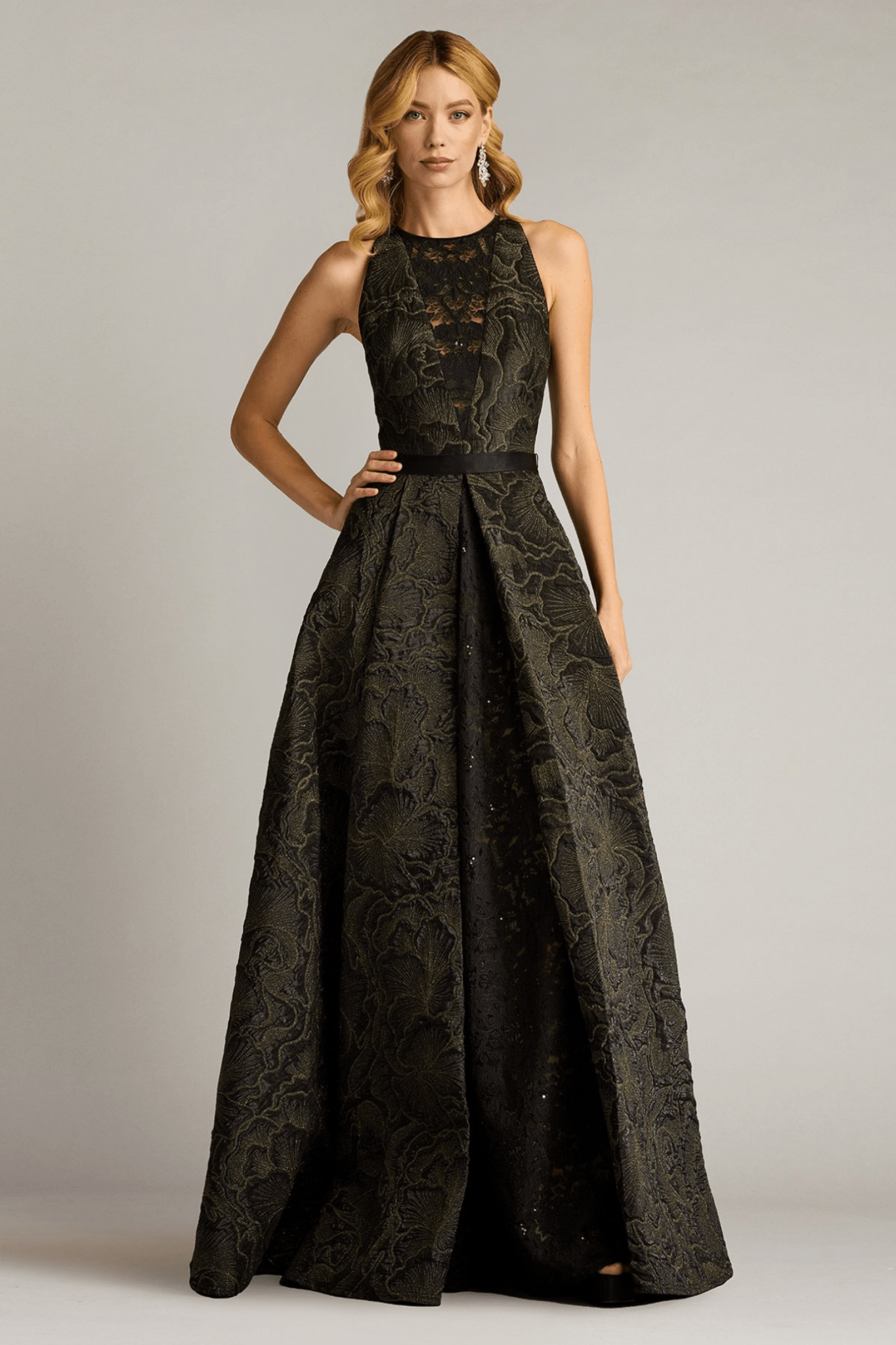 Darana Floral Jacquard Gown - ALBOUSHIYA - district 5 - dubai - riyadh - abaya - dresses - designers - evening wear - luxury - elegance - craftsmanship - gowns - cocktail dresses - collections - georges
