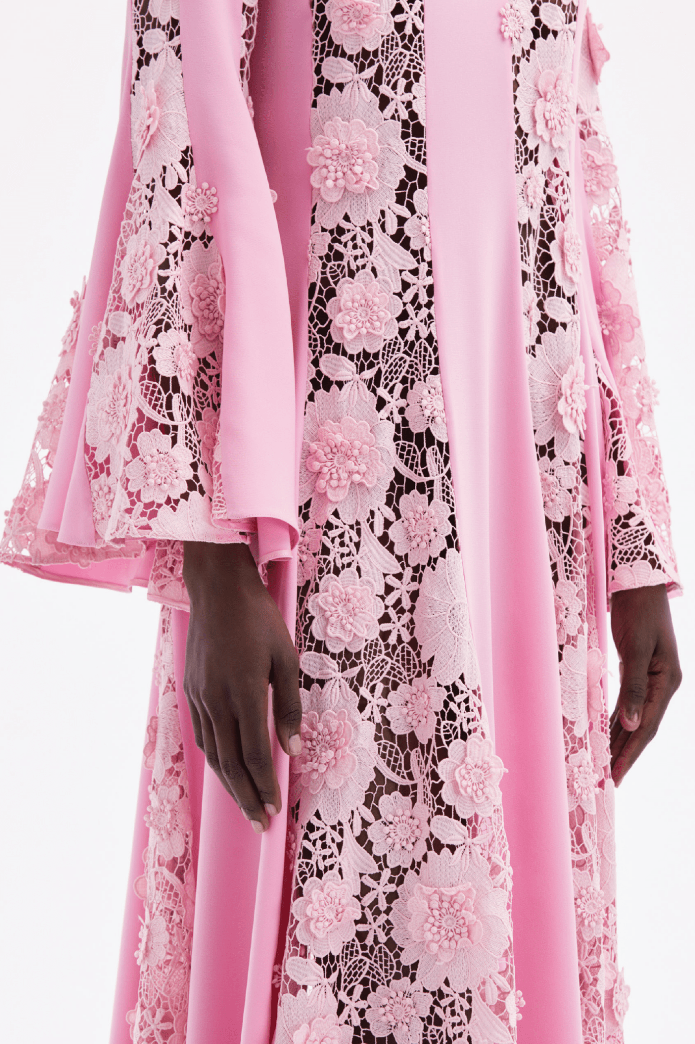 Flare Sleeve Floral Guipure Georgette Caftan - ALBOUSHIYA - district 5 - dubai - riyadh - abaya - dresses - designers - evening wear - luxury - elegance - craftsmanship - gowns - cocktail dresses - collections - georges