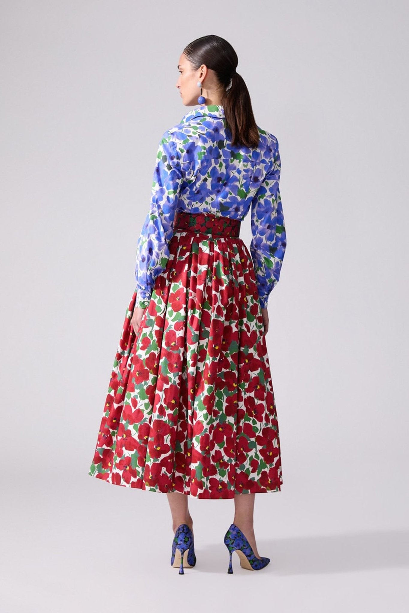 Floral - Print Blouse - ALBOUSHIYA - district 5 - dubai - riyadh - abaya - dresses - designers - evening wear - luxury - elegance - craftsmanship - gowns - cocktail dresses - collections - georges