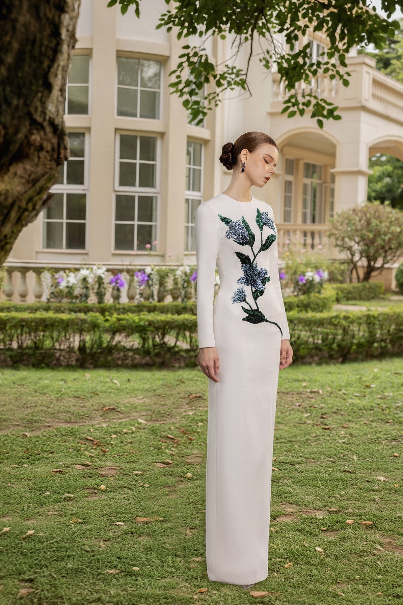 Florence Crepe Dress - ALBOUSHIYA - district 5 - dubai - riyadh - abaya - dresses - designers - evening wear - luxury - elegance - craftsmanship - gowns - cocktail dresses - collections - georges