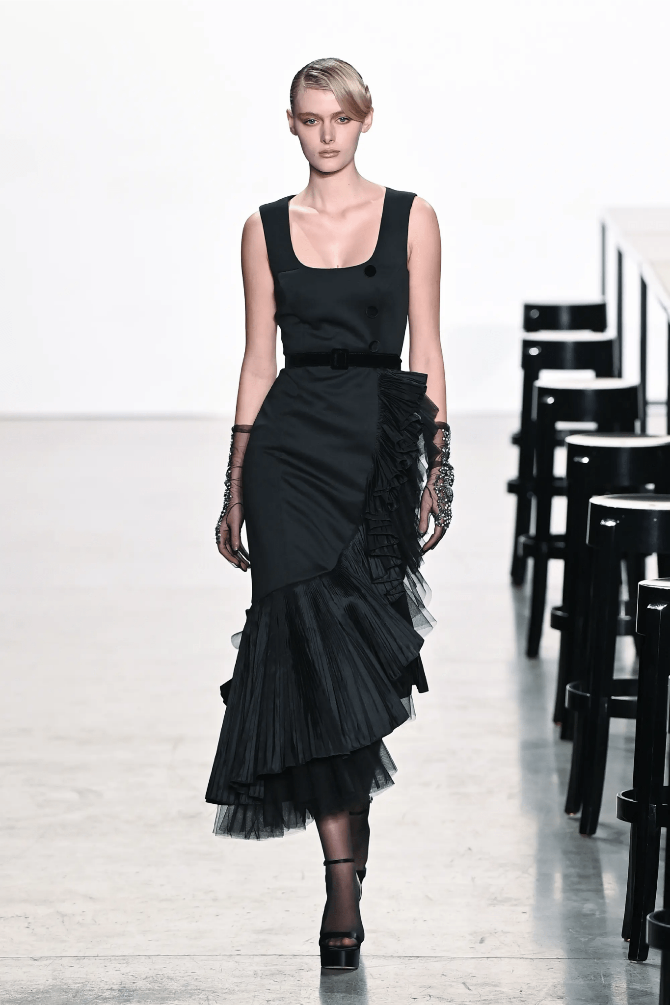 Flounced Tulle Hem Cocktail Dress - ALBOUSHIYA - district 5 - dubai - riyadh - abaya - dresses - designers - evening wear - luxury - elegance - craftsmanship - gowns - cocktail dresses - collections - georges