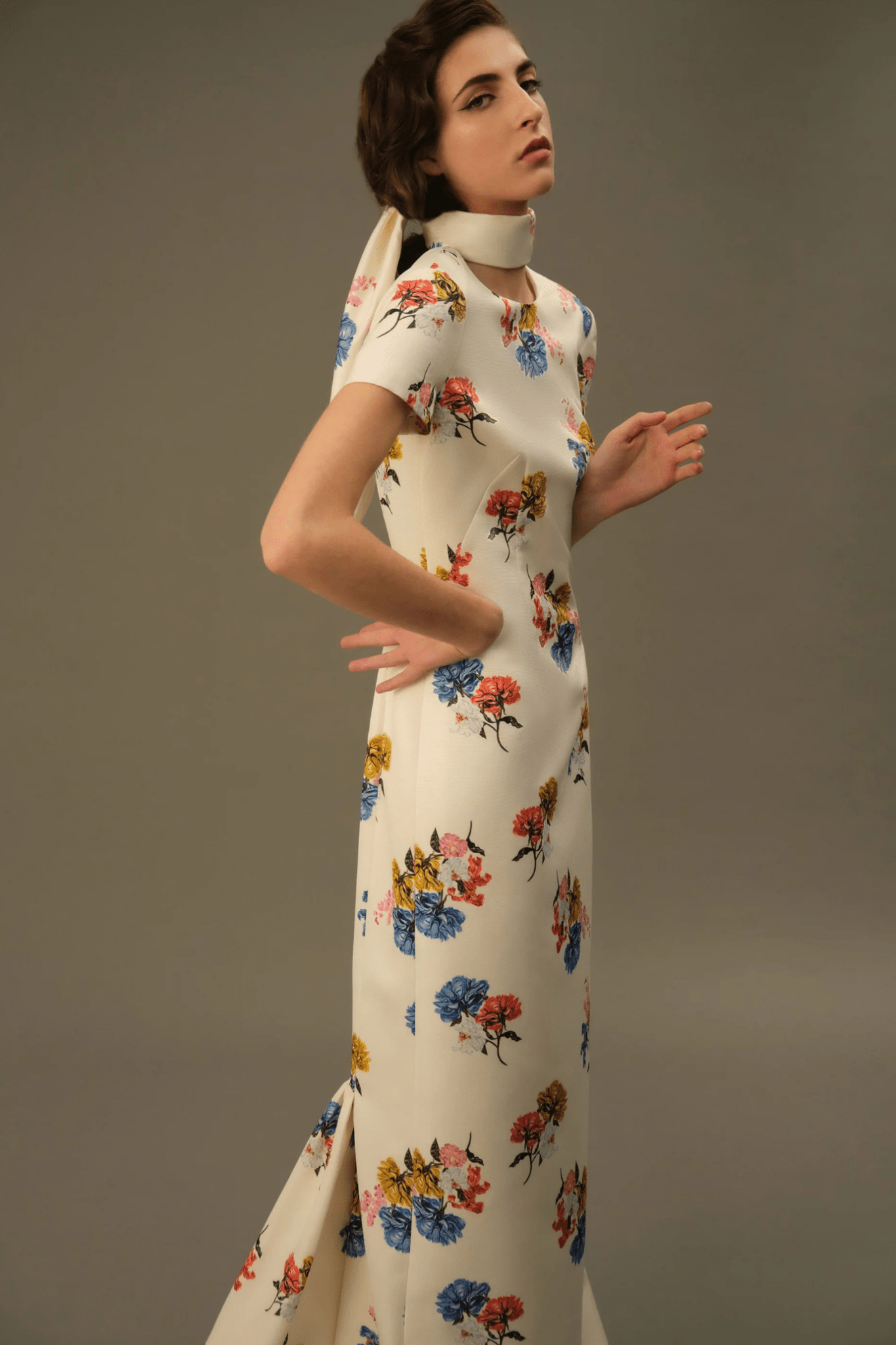 Fosette Dress In Retro Bouquet On White Taffeta Faille - ALBOUSHIYA - district 5 - dubai - riyadh - abaya - dresses - designers - evening wear - luxury - elegance - craftsmanship - gowns - cocktail dresses - collections - georges