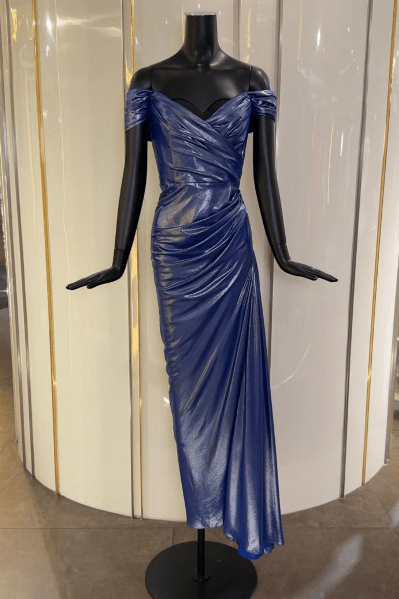 Gaia Glossy Long Dress - ALBOUSHIYA - district 5 - dubai - riyadh - abaya - dresses - designers - evening wear - luxury - elegance - craftsmanship - gowns - cocktail dresses - collections - georges