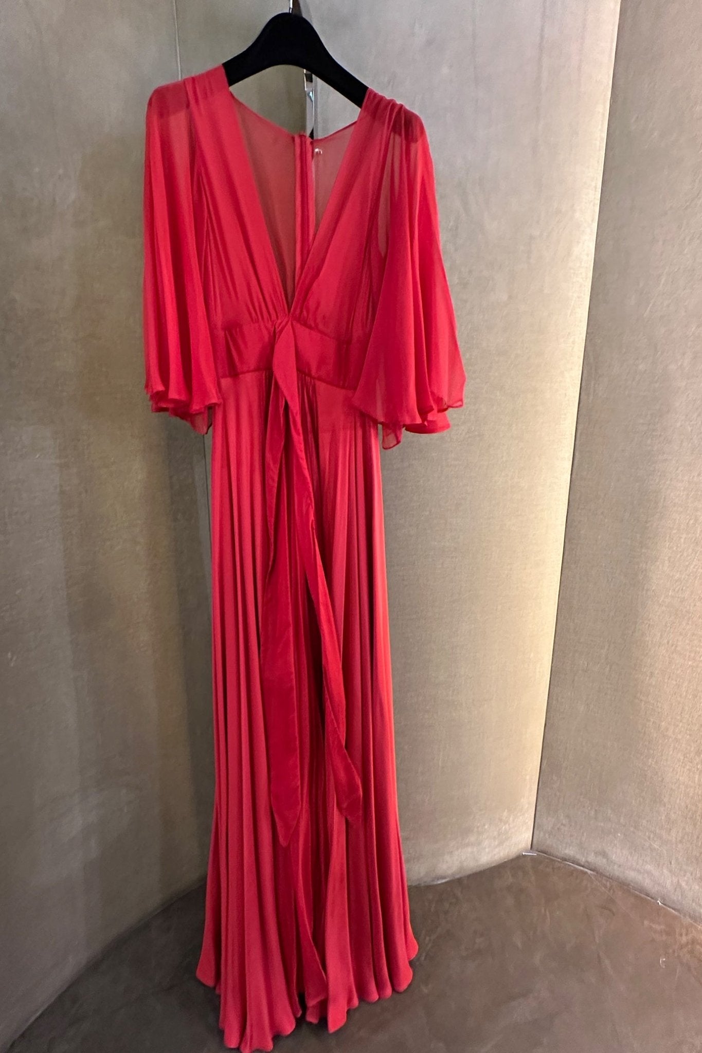 Grace Dress - ALBOUSHIYA - district 5 - dubai - riyadh - abaya - dresses - designers - evening wear - luxury - elegance - craftsmanship - gowns - cocktail dresses - collections - georges