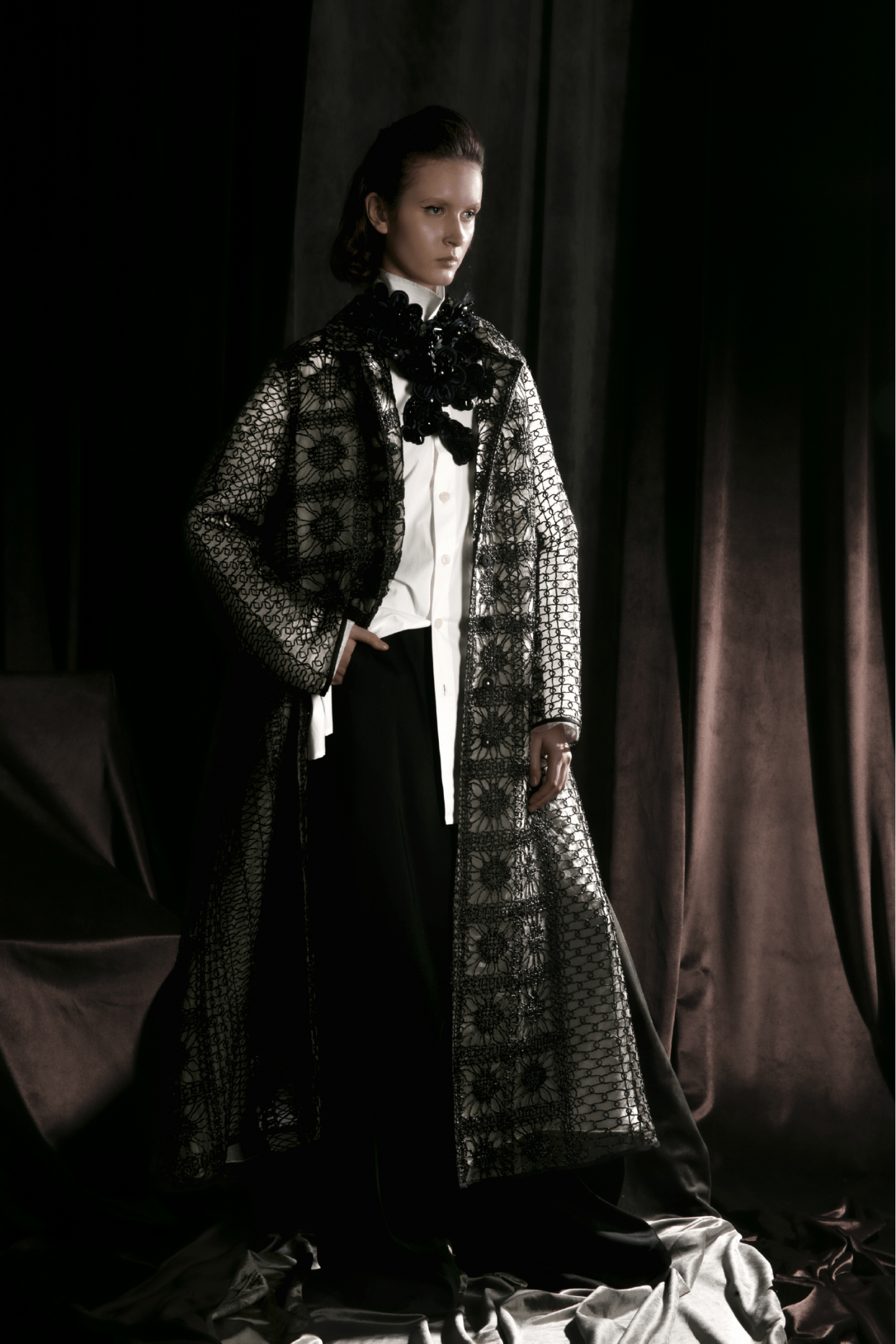 Hisa Embroidered Lace Coat - ALBOUSHIYA - district 5 - dubai - riyadh - abaya - dresses - designers - evening wear - luxury - elegance - craftsmanship - gowns - cocktail dresses - collections - georges