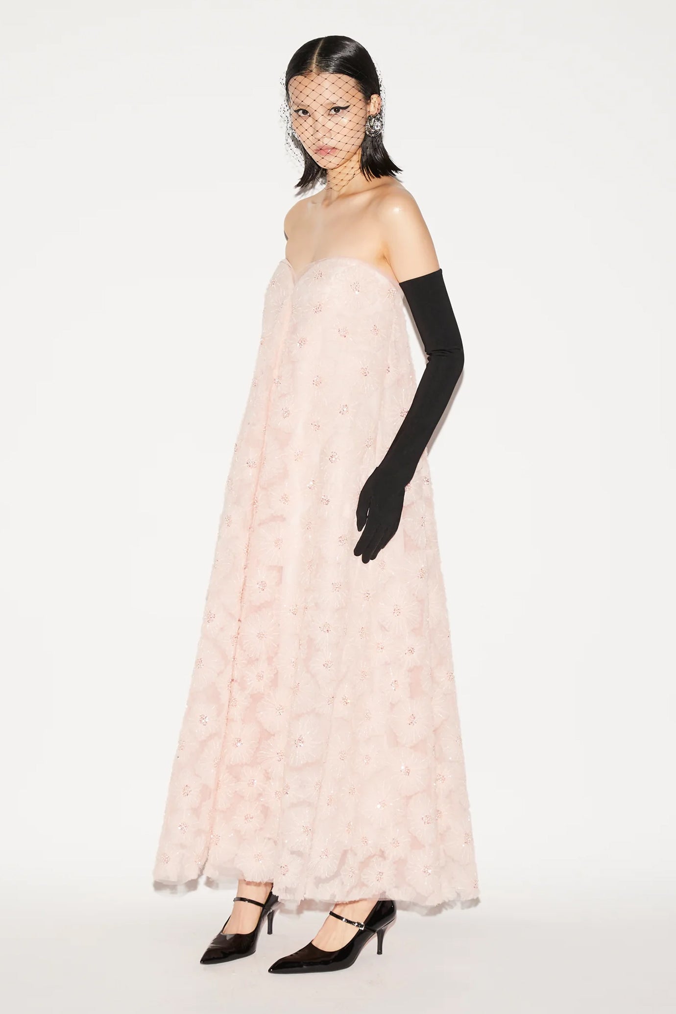 Vivia Pink Gown Embroiered Tulle
