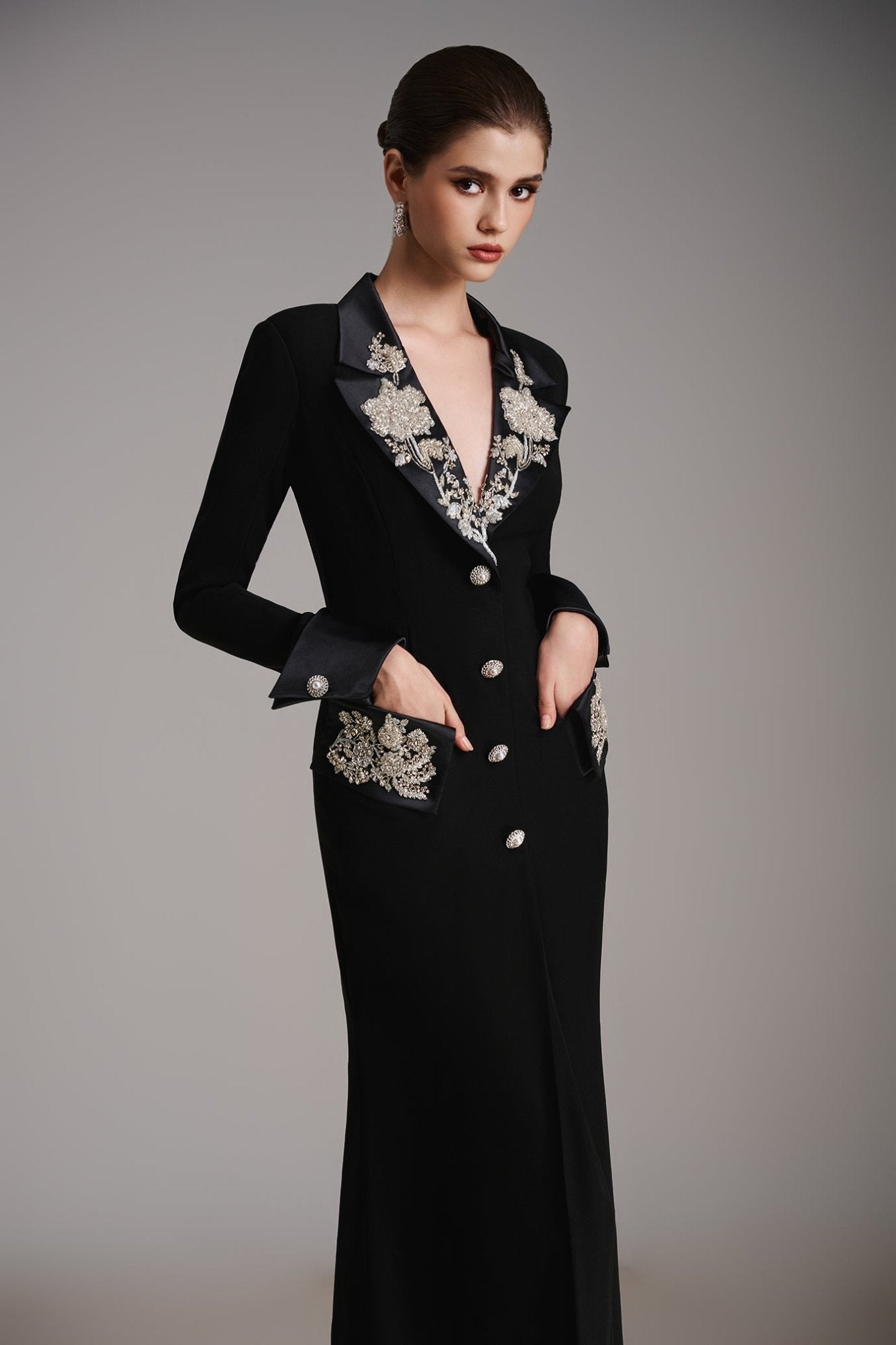 Imperial Noir Coatdress - ALBOUSHIYA - district 5 - dubai - riyadh - abaya - dresses - designers - evening wear - luxury - elegance - craftsmanship - gowns - cocktail dresses - collections - georges