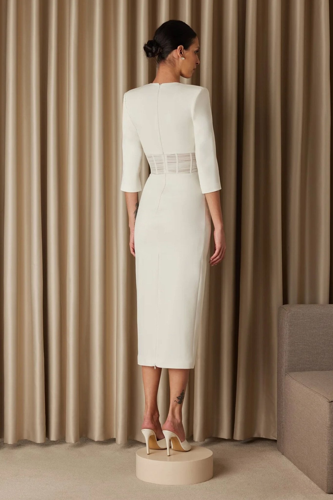 Jia Drape Detailed Crepe Midi Dress - ALBOUSHIYA - district 5 - dubai - riyadh - abaya - dresses - designers - evening wear - luxury - elegance - craftsmanship - gowns - cocktail dresses - collections - georges