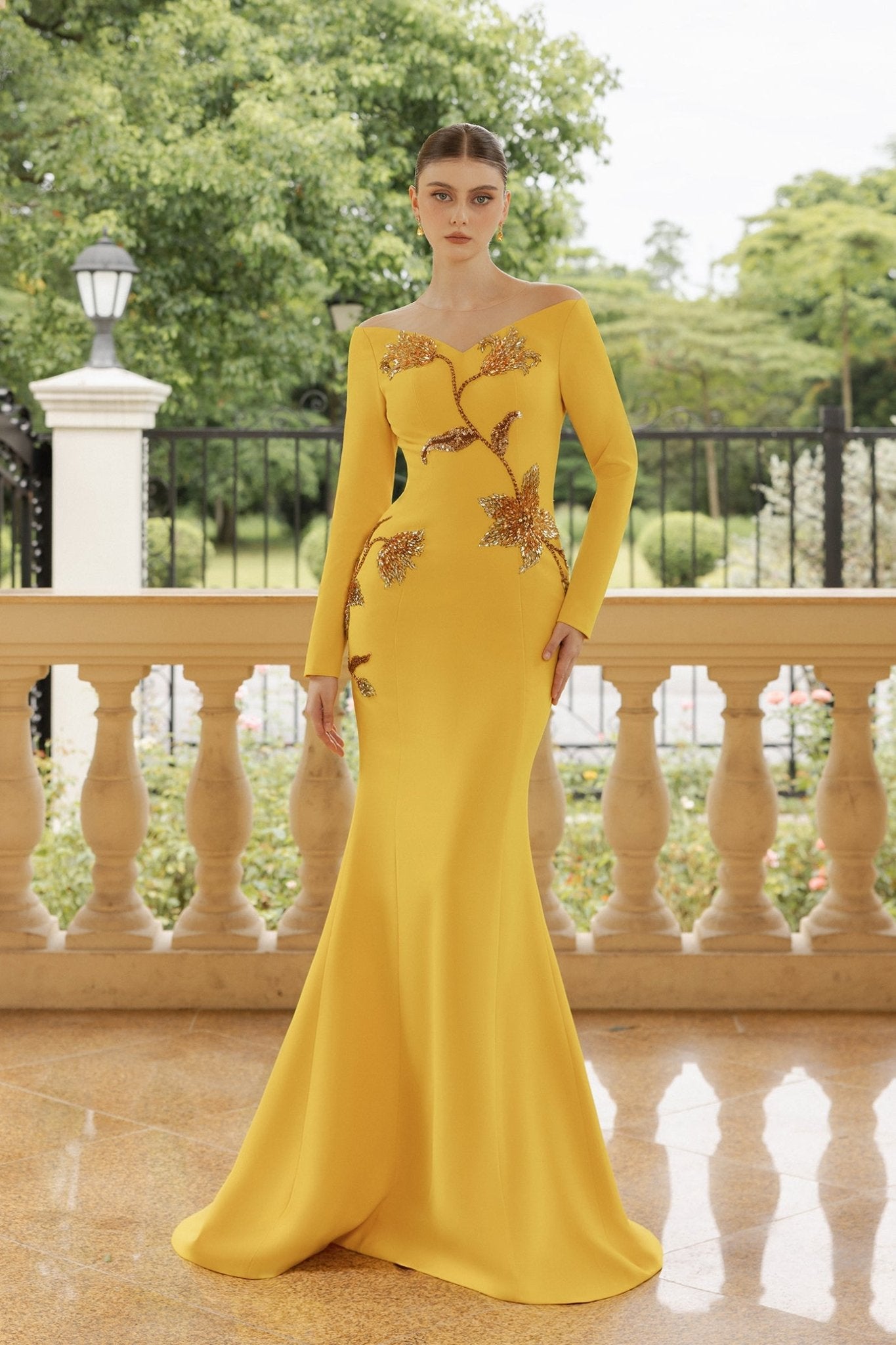 Juliette Crepe Dress - ALBOUSHIYA - district 5 - dubai - riyadh - abaya - dresses - designers - evening wear - luxury - elegance - craftsmanship - gowns - cocktail dresses - collections - georges