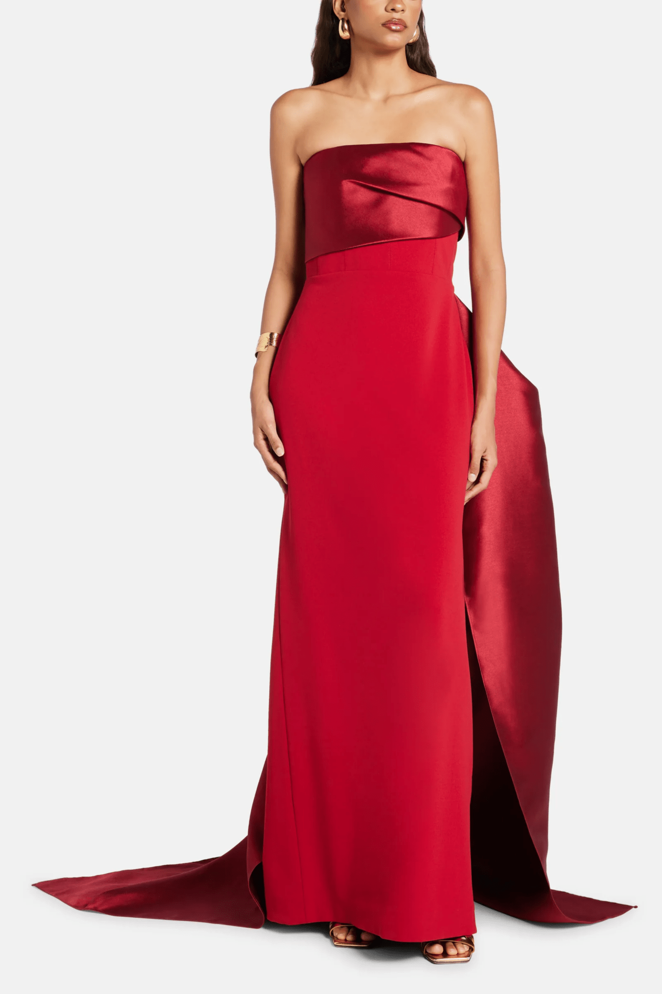 Kinsley Maxi Dress - ALBOUSHIYA - district 5 - dubai - riyadh - abaya - dresses - designers - evening wear - luxury - elegance - craftsmanship - gowns - cocktail dresses - collections - georges