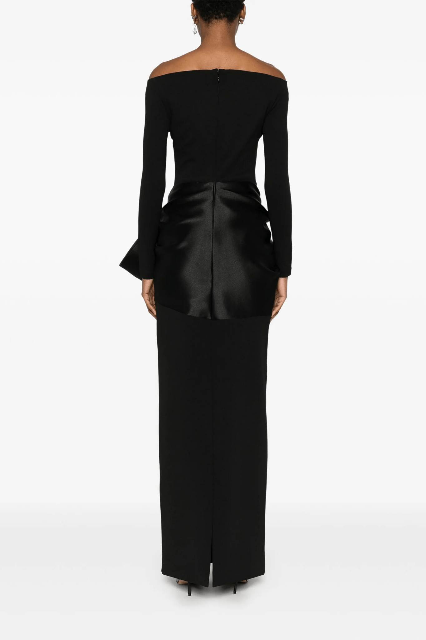 Kori Maxi Dress - ALBOUSHIYA - district 5 - dubai - riyadh - abaya - dresses - designers - evening wear - luxury - elegance - craftsmanship - gowns - cocktail dresses - collections - georges