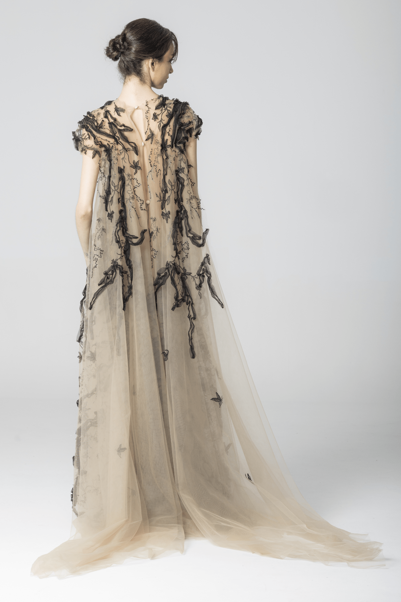 Kruger Dress - ALBOUSHIYA - district 5 - dubai - riyadh - abaya - dresses - designers - evening wear - luxury - elegance - craftsmanship - gowns - cocktail dresses - collections - georges