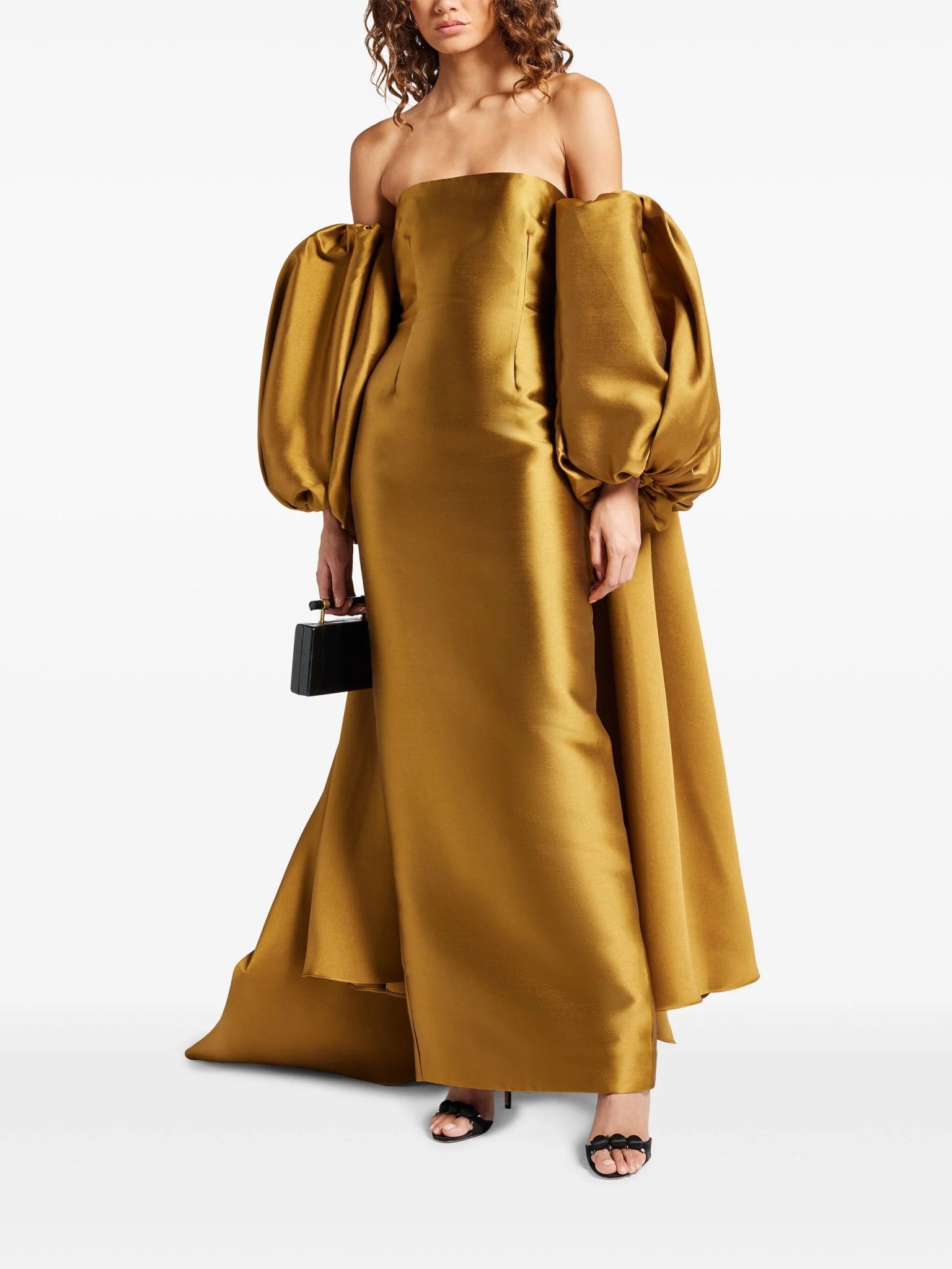 Lea Puff - sleeved Maxi Dress - ALBOUSHIYA - district 5 - dubai - riyadh - abaya - dresses - designers - evening wear - luxury - elegance - craftsmanship - gowns - cocktail dresses - collections - georges