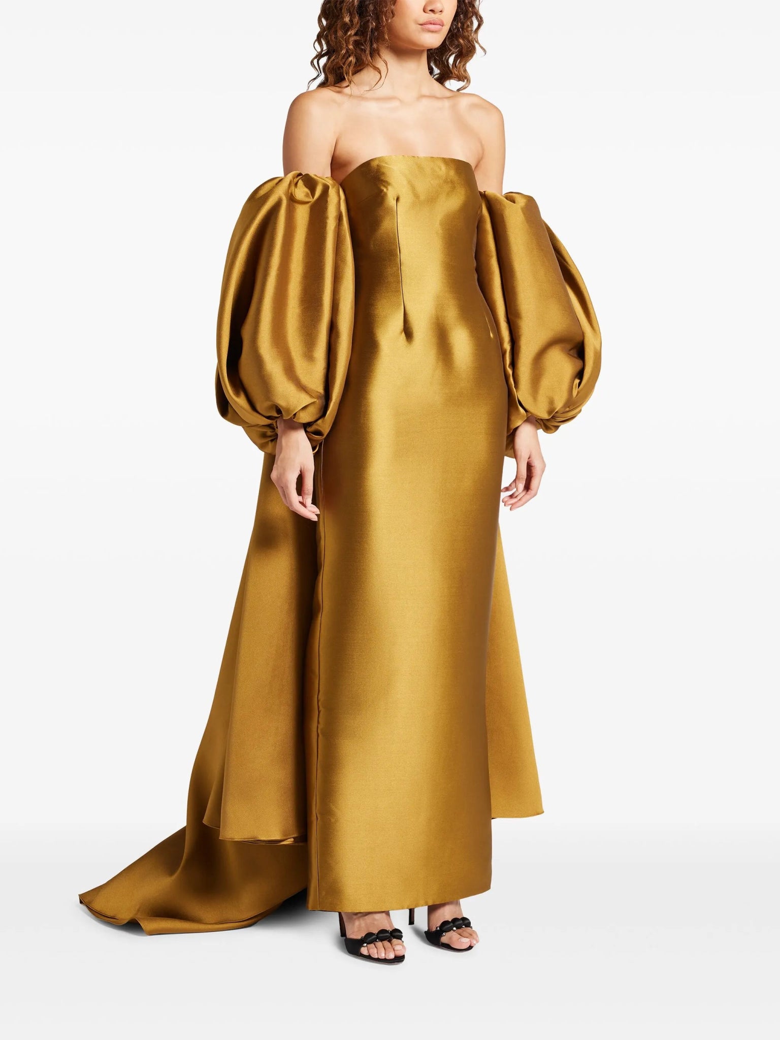 Lea Puff - sleeved Maxi Dress - ALBOUSHIYA - district 5 - dubai - riyadh - abaya - dresses - designers - evening wear - luxury - elegance - craftsmanship - gowns - cocktail dresses - collections - georges