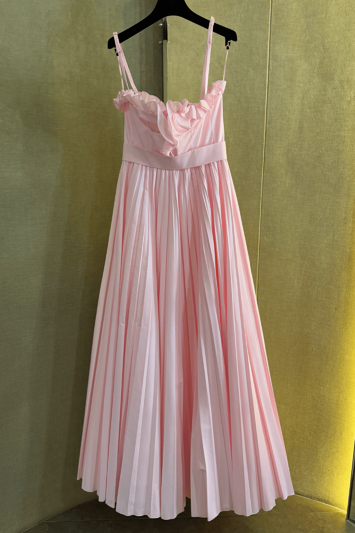 Midi Popeline Dress - ALBOUSHIYA - district 5 - dubai - riyadh - abaya - dresses - designers - evening wear - luxury - elegance - craftsmanship - gowns - cocktail dresses - collections - georges