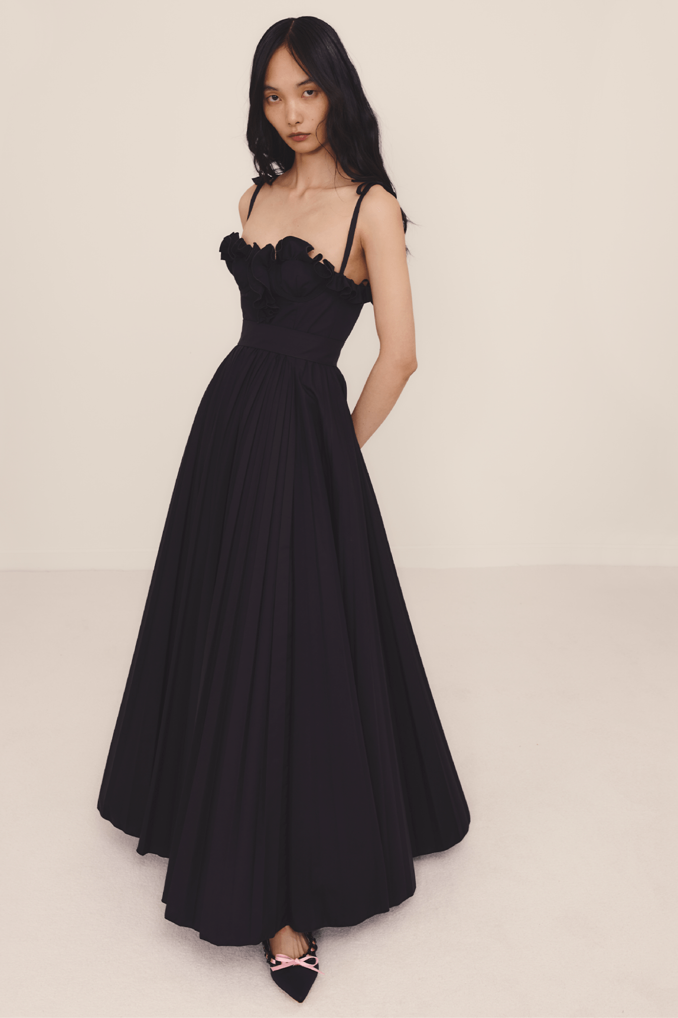 Midi Popeline Dress - ALBOUSHIYA - district 5 - dubai - riyadh - abaya - dresses - designers - evening wear - luxury - elegance - craftsmanship - gowns - cocktail dresses - collections - georges