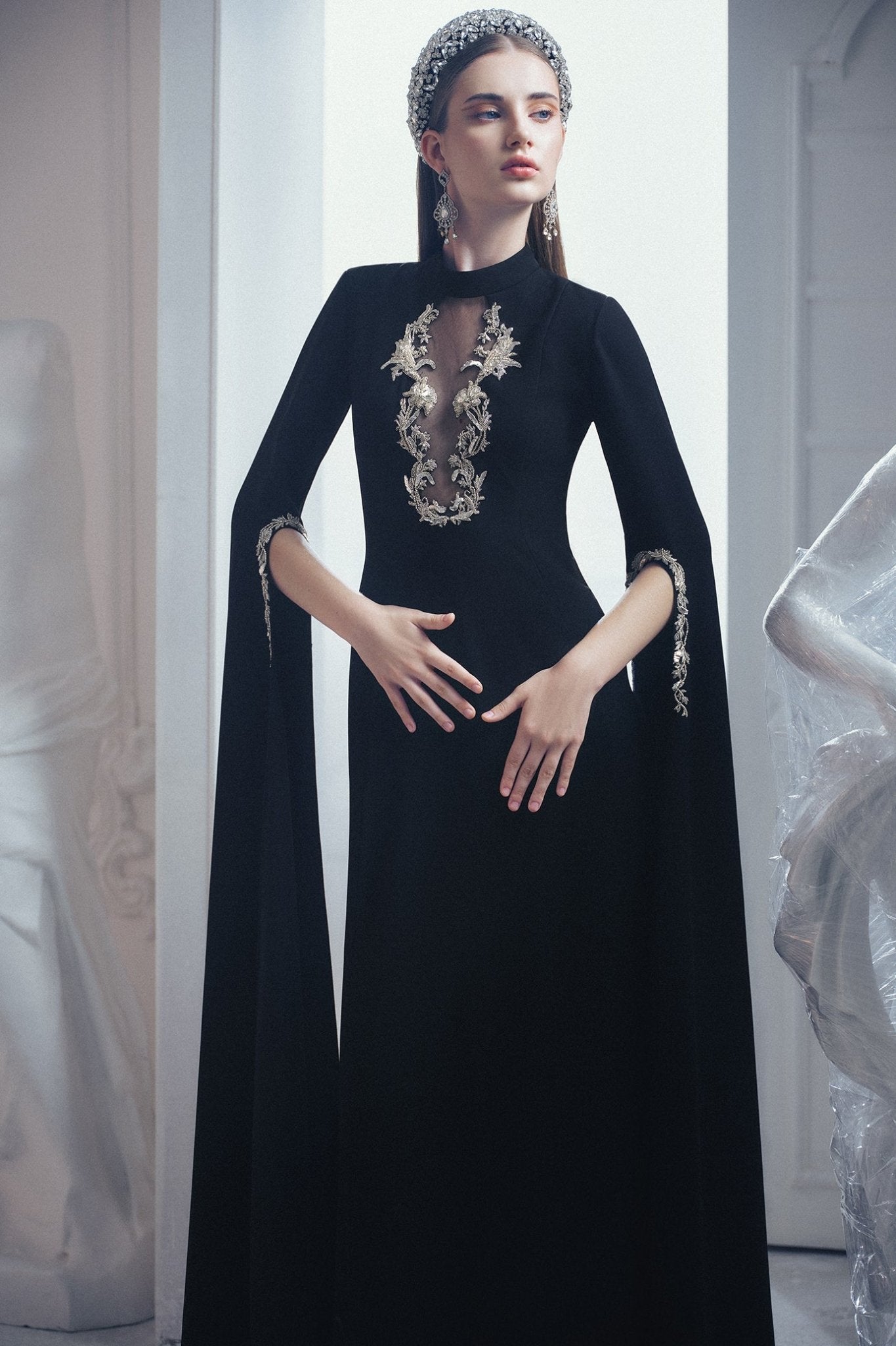 Noir Majesté Gown - ALBOUSHIYA - district 5 - dubai - riyadh - abaya - dresses - designers - evening wear - luxury - elegance - craftsmanship - gowns - cocktail dresses - collections - georges