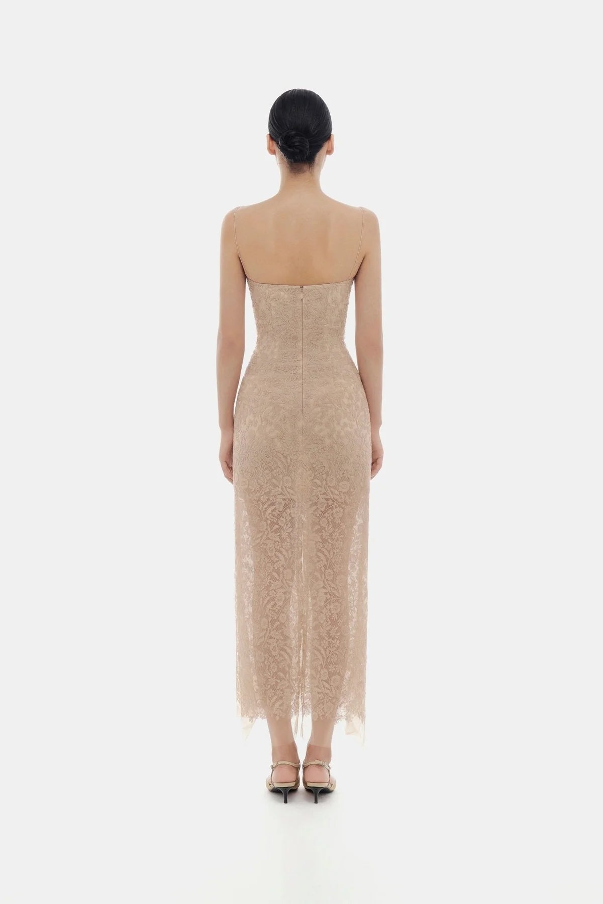 Nude Lace Dress - ALBOUSHIYA - district 5 - dubai - riyadh - abaya - dresses - designers - evening wear - luxury - elegance - craftsmanship - gowns - cocktail dresses - collections - georges
