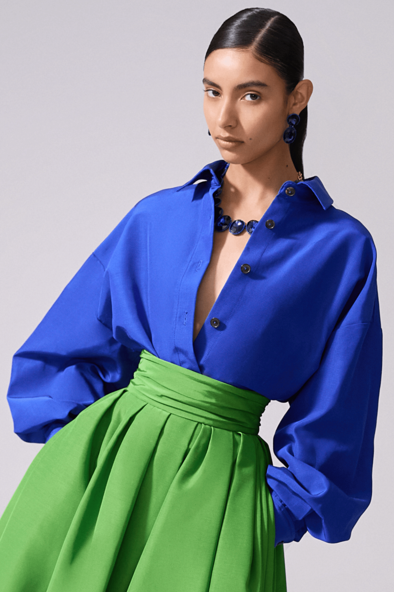 Oversized Tie - Front Shirt - ALBOUSHIYA - district 5 - dubai - riyadh - abaya - dresses - designers - evening wear - luxury - elegance - craftsmanship - gowns - cocktail dresses - collections - georges