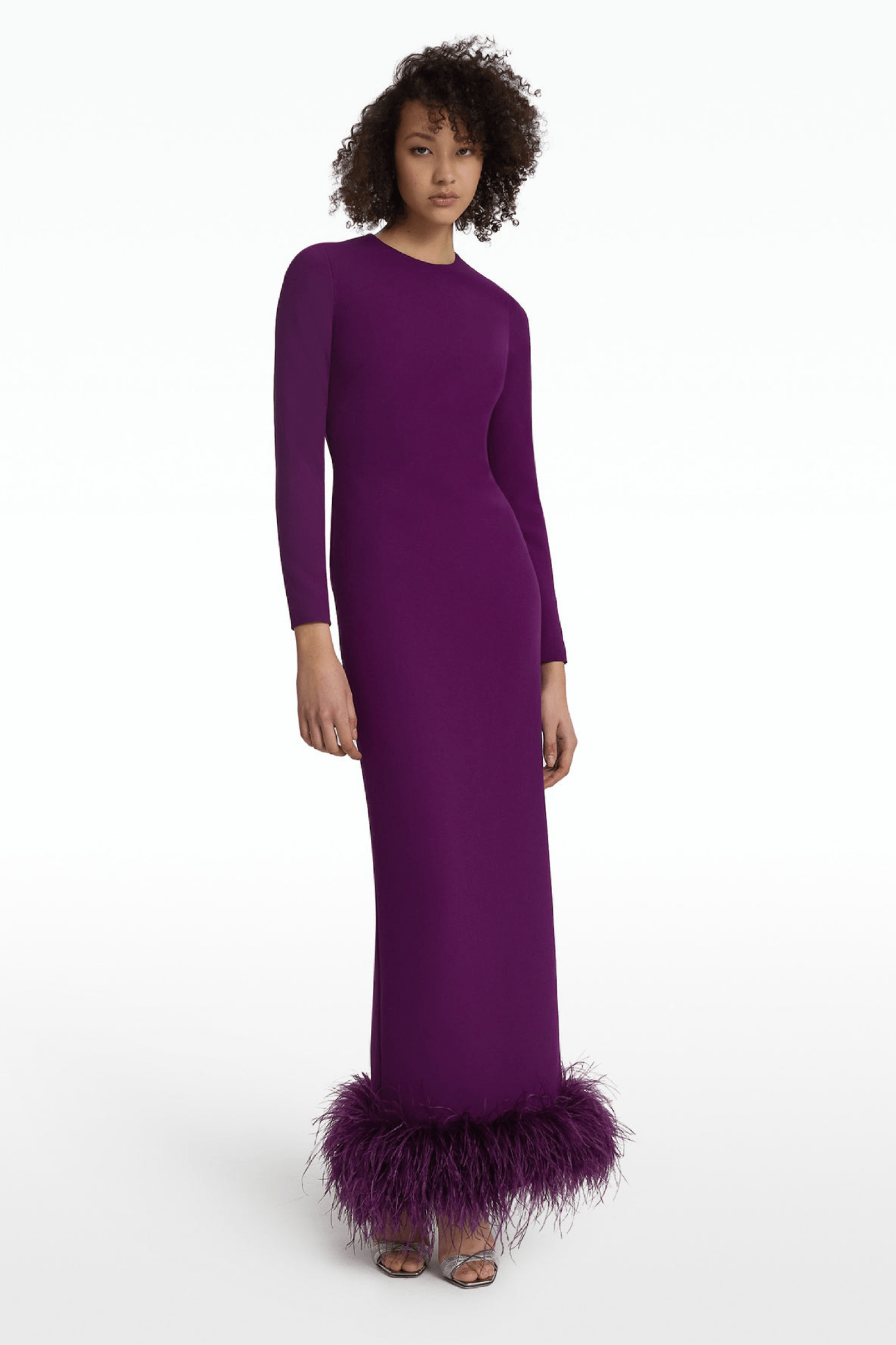 Paignita Currant Long Dress - ALBOUSHIYA - district 5 - dubai - riyadh - abaya - dresses - designers - evening wear - luxury - elegance - craftsmanship - gowns - cocktail dresses - collections - georges