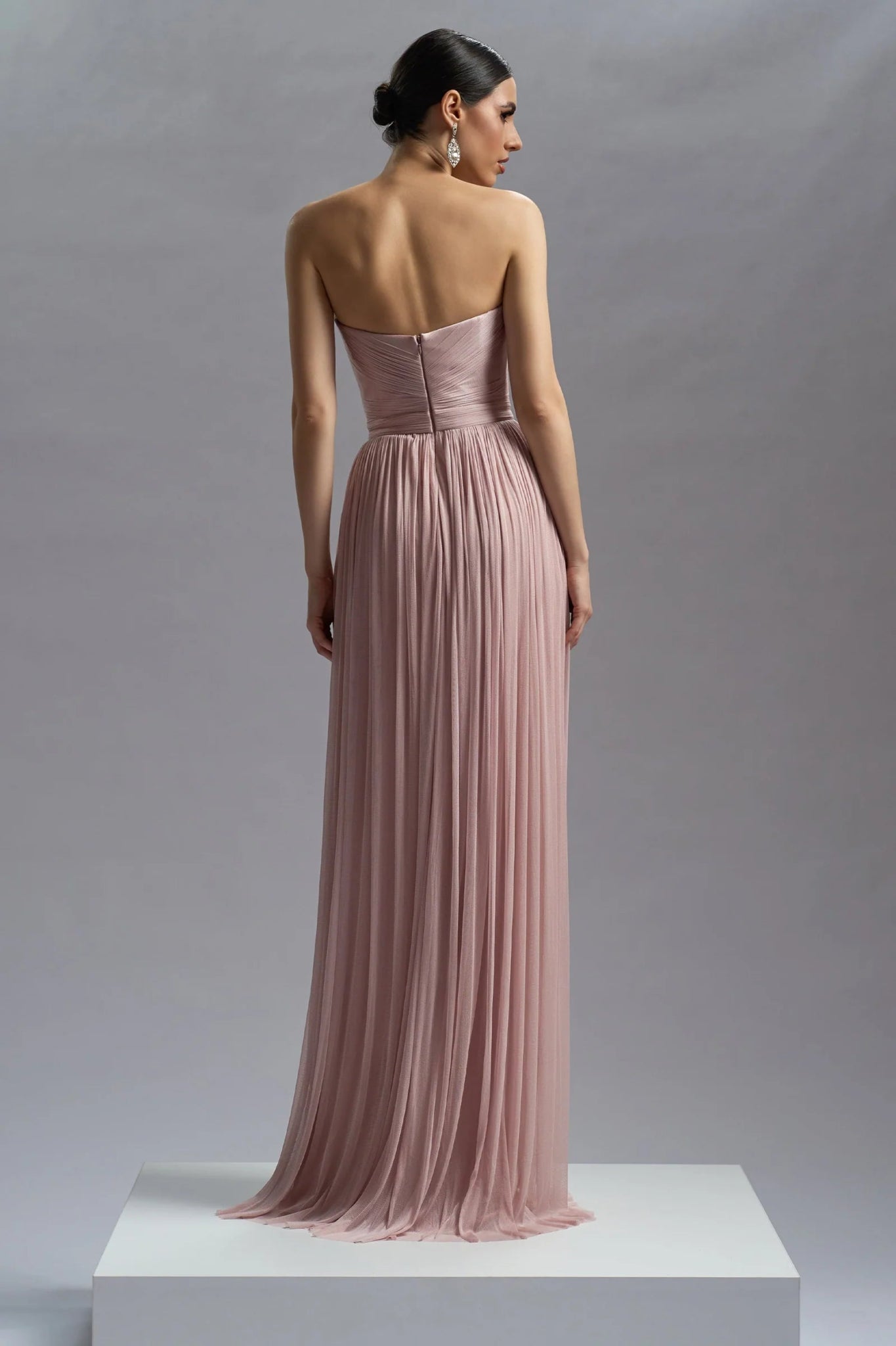 Pandora Gown - ALBOUSHIYA - district 5 - dubai - riyadh - abaya - dresses - designers - evening wear - luxury - elegance - craftsmanship - gowns - cocktail dresses - collections - georges