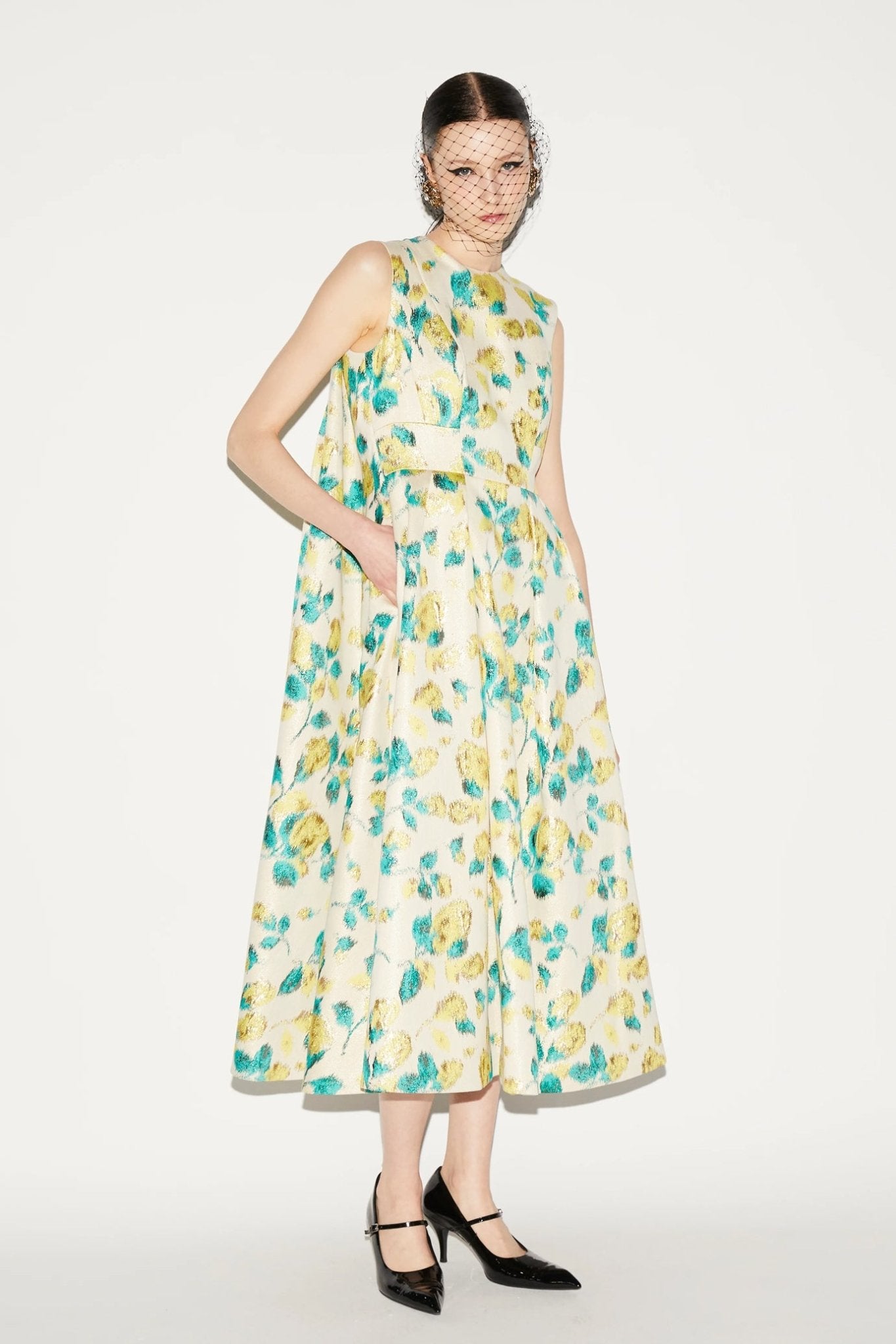 Renee Metallic Floral Jacquard Cape Midi Dress - ALBOUSHIYA - district 5 - dubai - riyadh - abaya - dresses - designers - evening wear - luxury - elegance - craftsmanship - gowns - cocktail dresses - collections - georges