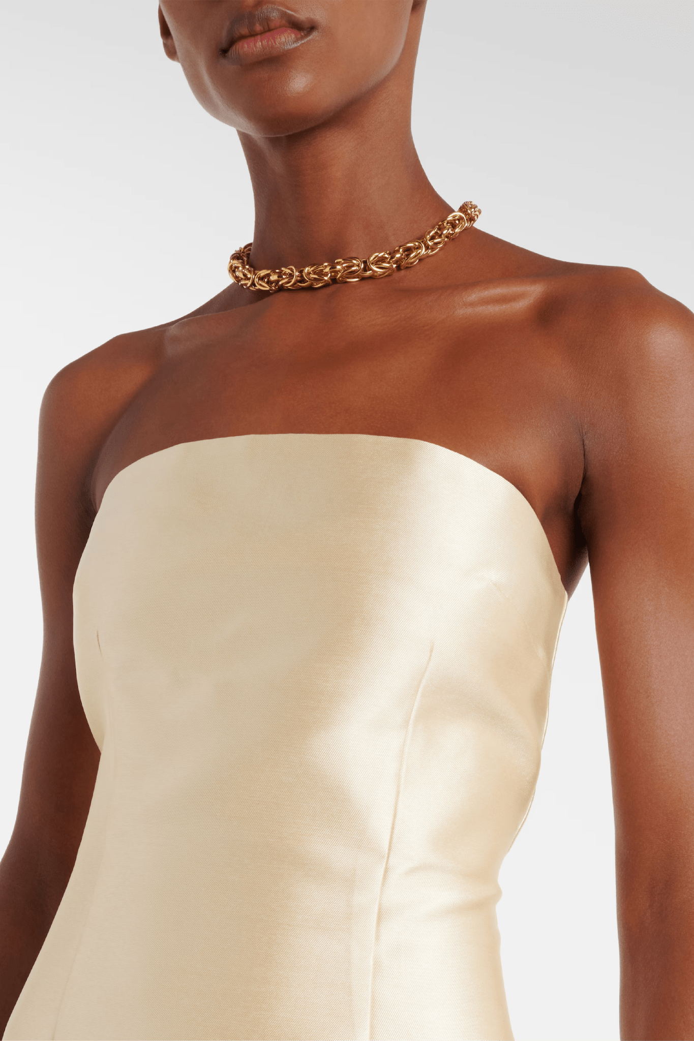 Renée Midaxi Dress - ALBOUSHIYA - district 5 - dubai - riyadh - abaya - dresses - designers - evening wear - luxury - elegance - craftsmanship - gowns - cocktail dresses - collections - georges