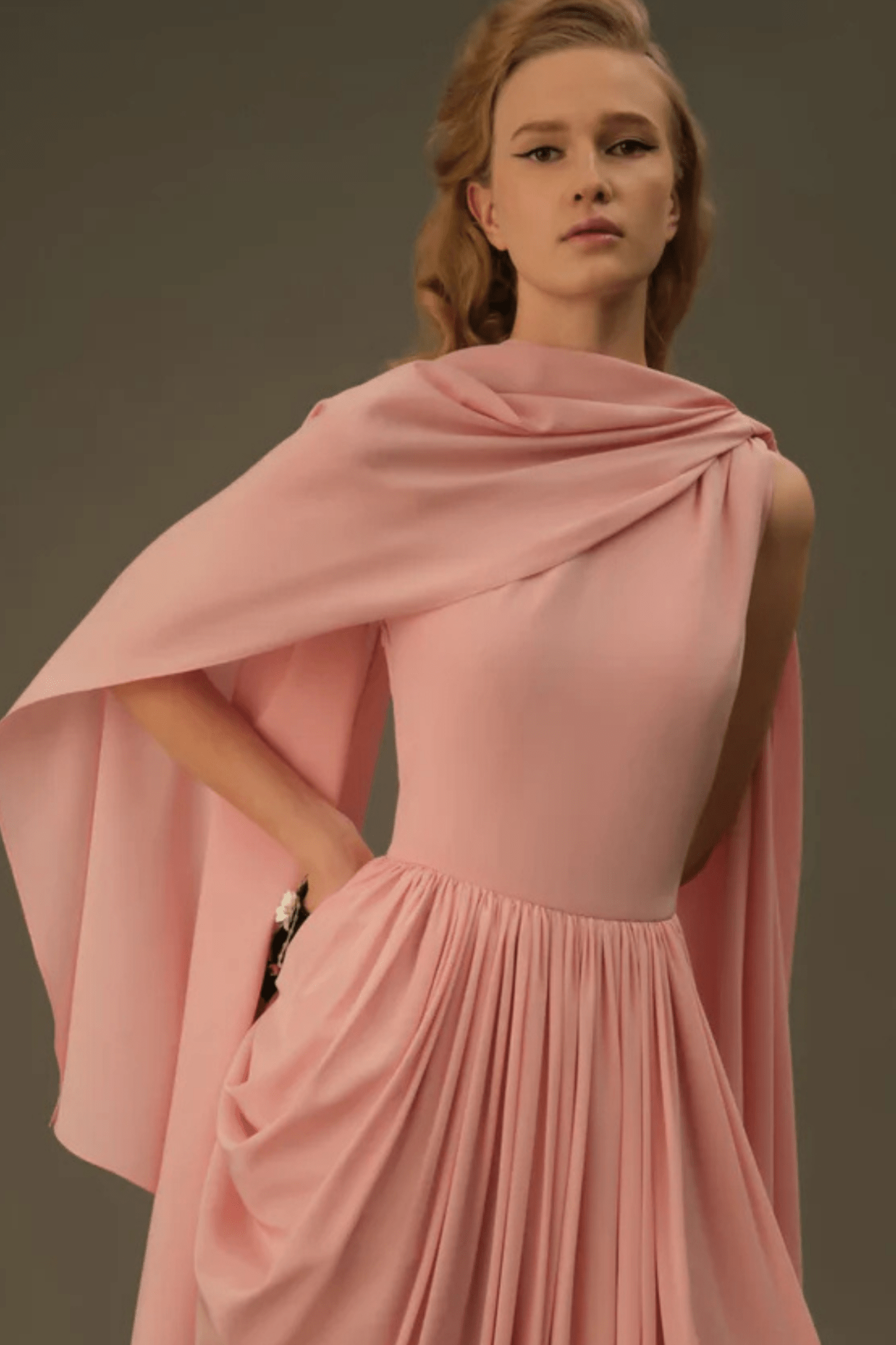 Rocco Dress In Soft Pink Silk Crepe De Chine - ALBOUSHIYA - district 5 - dubai - riyadh - abaya - dresses - designers - evening wear - luxury - elegance - craftsmanship - gowns - cocktail dresses - collections - georges