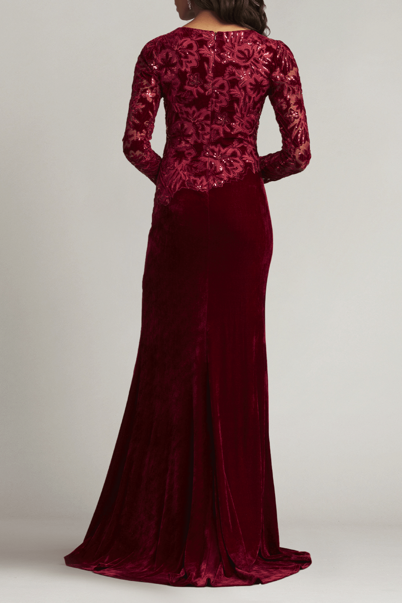 Sequin Burnout Velvet Gown - ALBOUSHIYA - district 5 - dubai - riyadh - abaya - dresses - designers - evening wear - luxury - elegance - craftsmanship - gowns - cocktail dresses - collections - georges