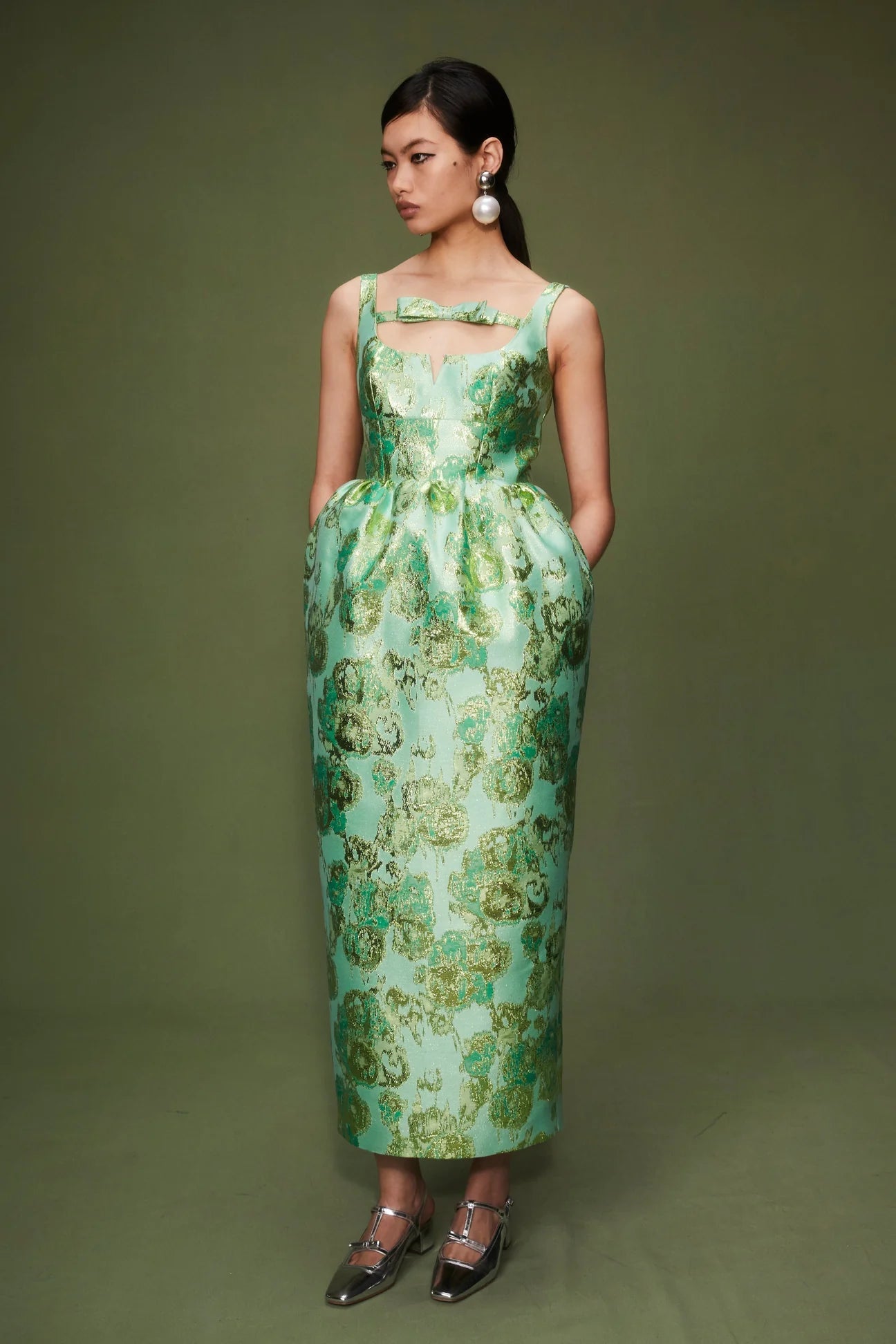 Sidra Dress - ALBOUSHIYA - district 5 - dubai - riyadh - abaya - dresses - designers - evening wear - luxury - elegance - craftsmanship - gowns - cocktail dresses - collections - georges