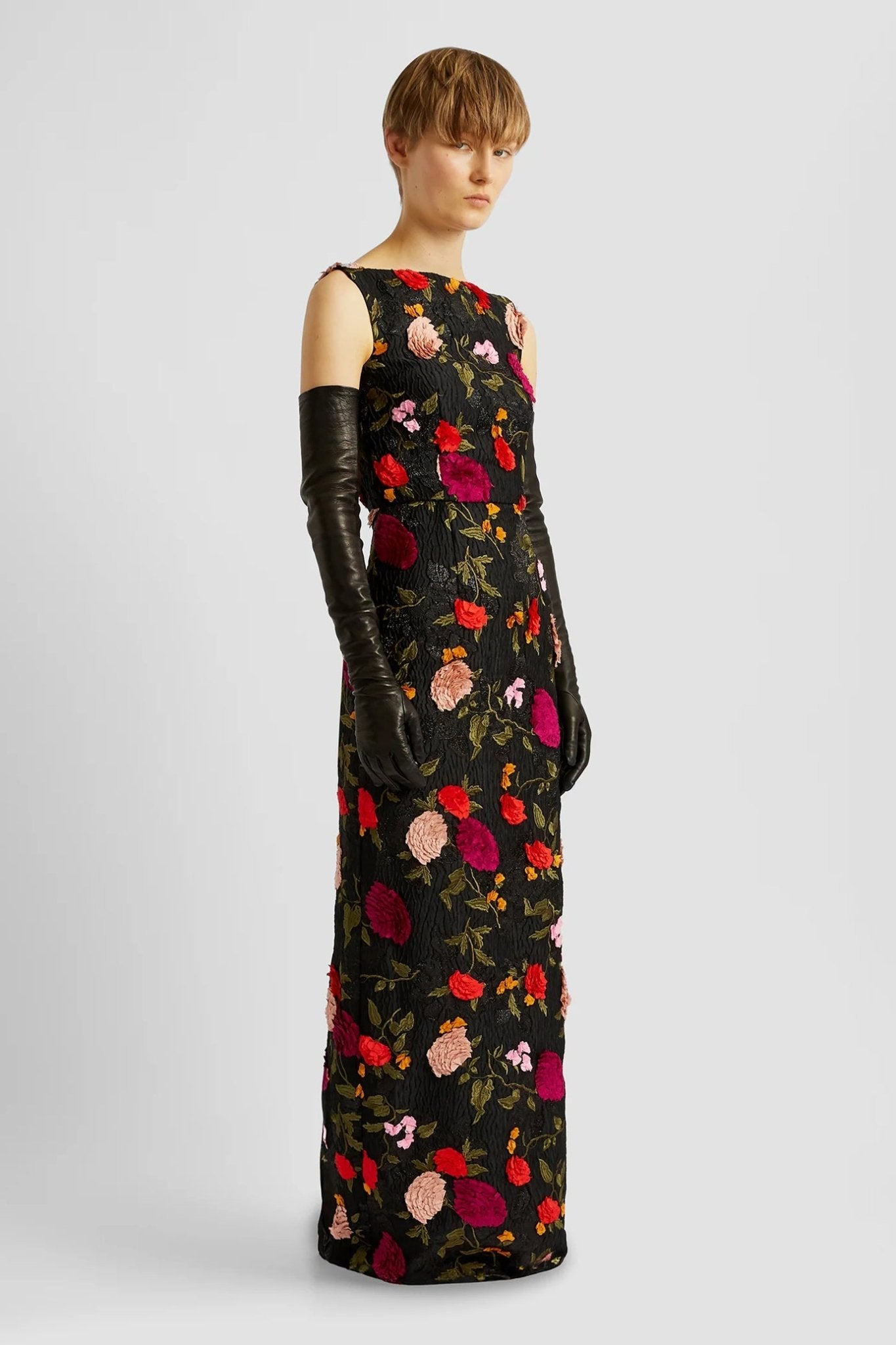 Sleeveless Aline Gown - ALBOUSHIYA - district 5 - dubai - riyadh - abaya - dresses - designers - evening wear - luxury - elegance - craftsmanship - gowns - cocktail dresses - collections - georges