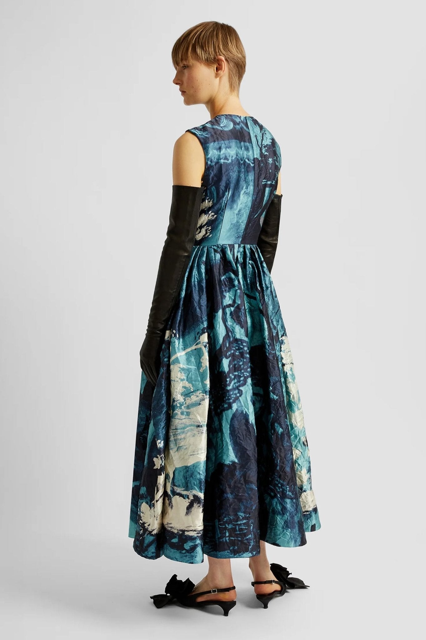Sleeveless Draped Midi Dress - ALBOUSHIYA - district 5 - dubai - riyadh - abaya - dresses - designers - evening wear - luxury - elegance - craftsmanship - gowns - cocktail dresses - collections - georges