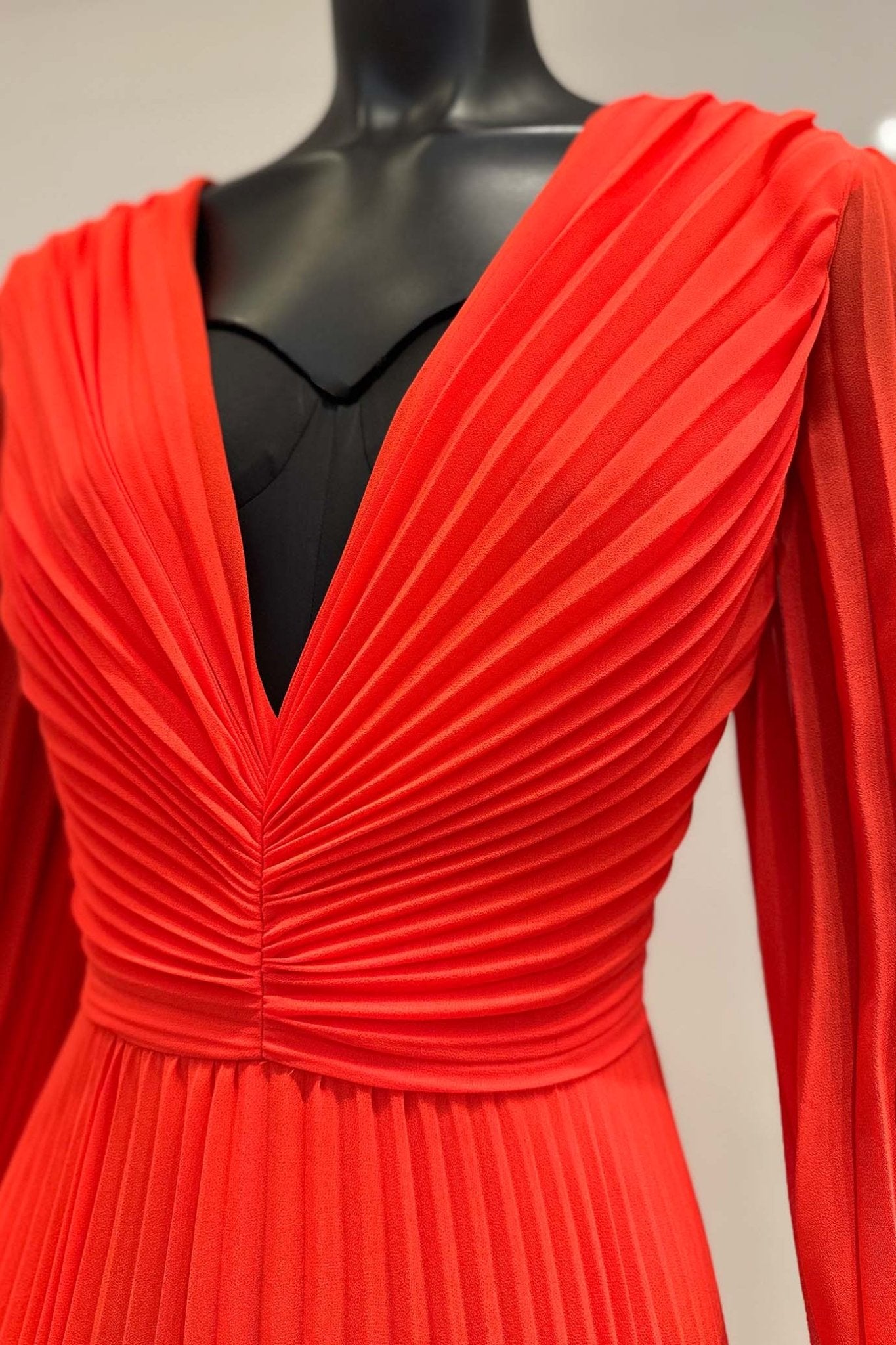 Soft Long Deep V - Neck Gown - ALBOUSHIYA - district 5 - dubai - riyadh - abaya - dresses - designers - evening wear - luxury - elegance - craftsmanship - gowns - cocktail dresses - collections - georges