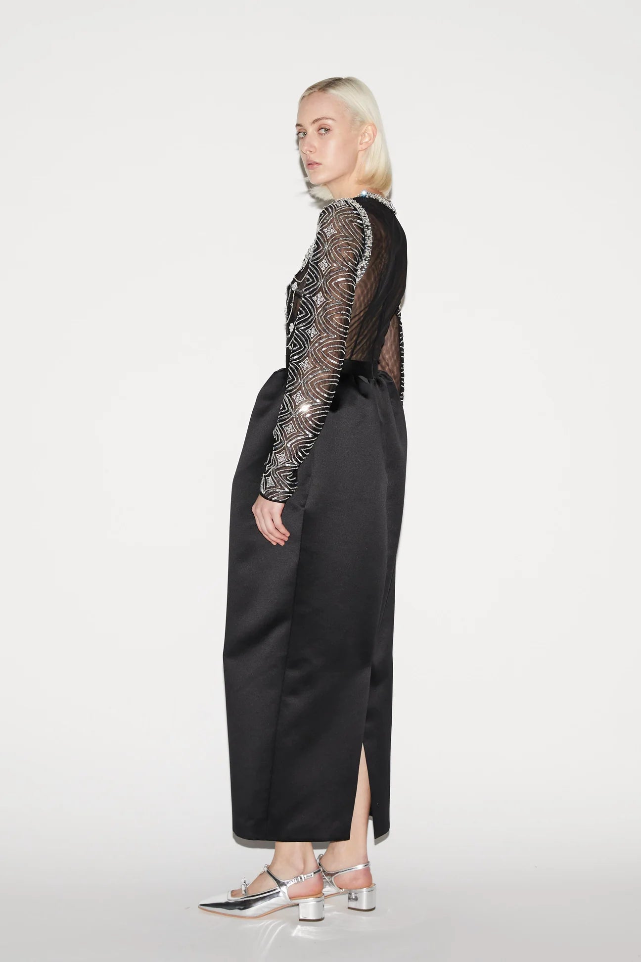 Starla Dress - ALBOUSHIYA - district 5 - dubai - riyadh - abaya - dresses - designers - evening wear - luxury - elegance - craftsmanship - gowns - cocktail dresses - collections - georges